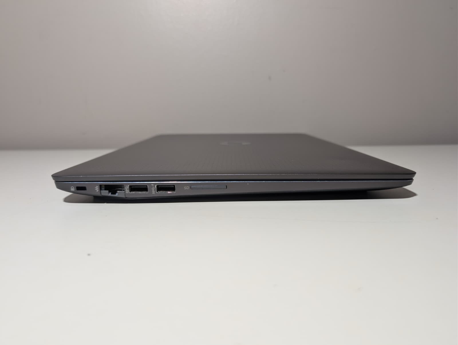 Read! HP ZBook Studio G3 4K | Xeon E3 16GB RAM 512GB SSD | NVIDIA Backlit Linux