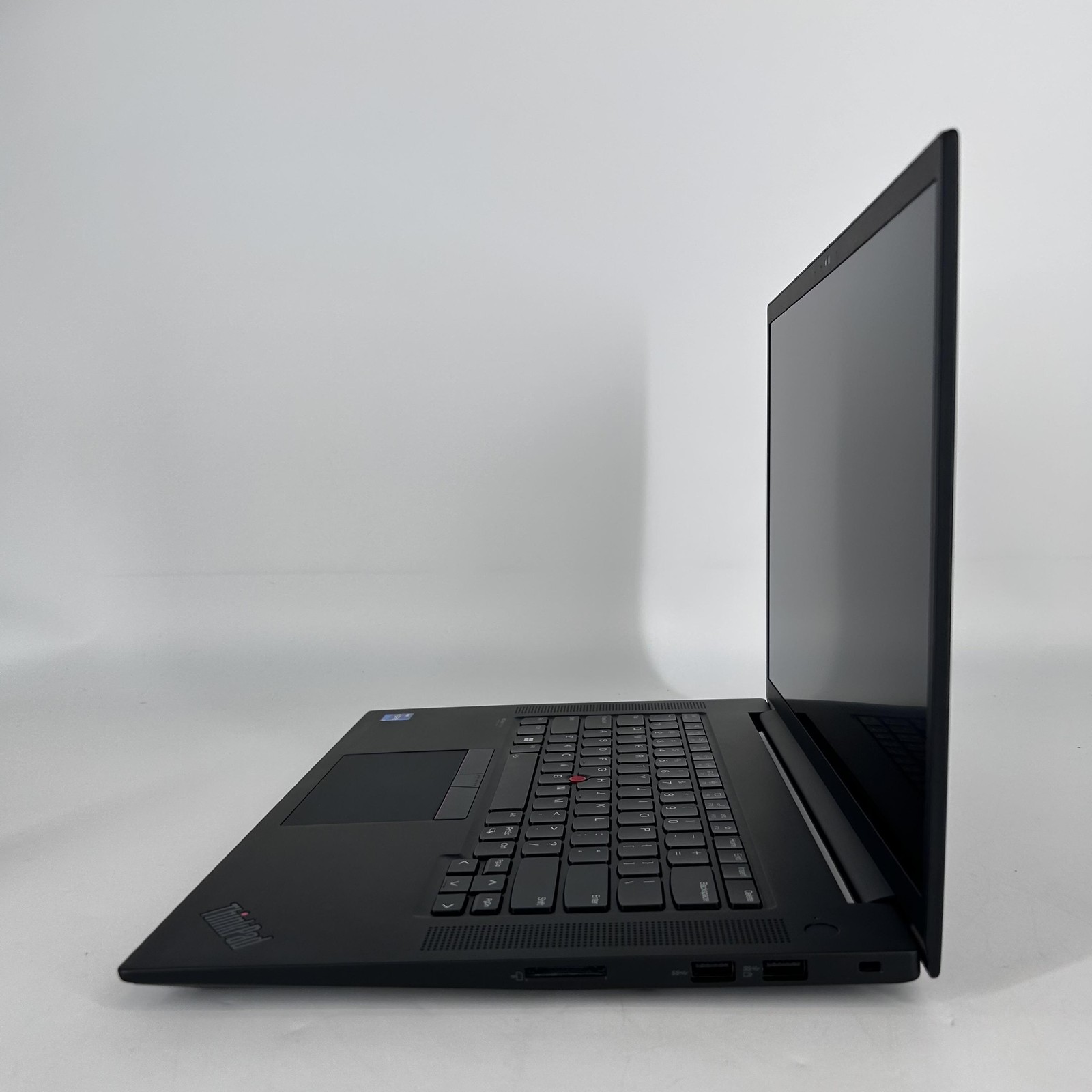 Lenovo ThinkPad P1 Gen 4 16 QHD+ i7-11800H 2.30GHz 16GB 512GB SSD RTX A2000