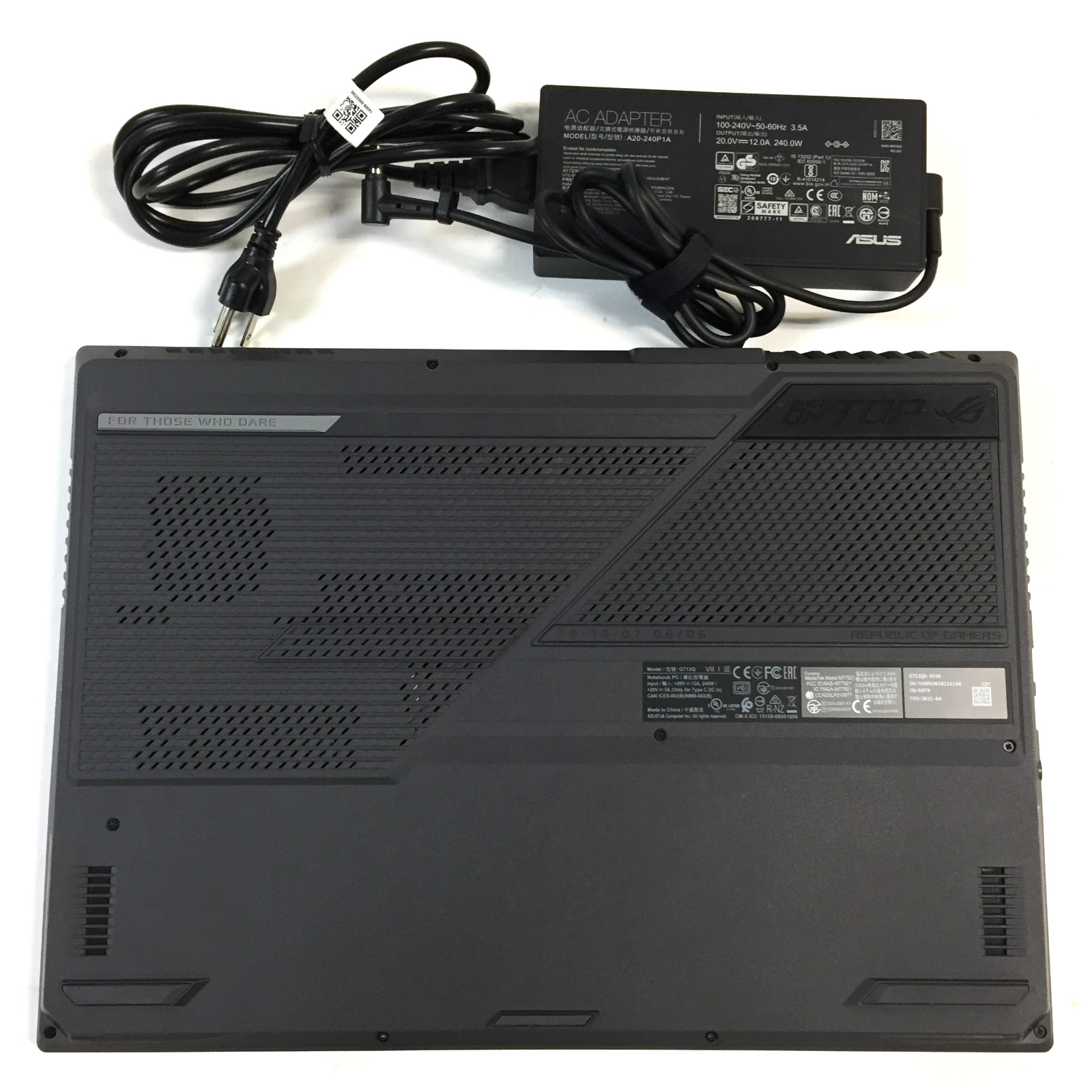 Asus Rog Strix G17 G713QR-ES96 17.3 Gaming Laptop/AMD R9 5900HX/RTX 3070/16G/1TB