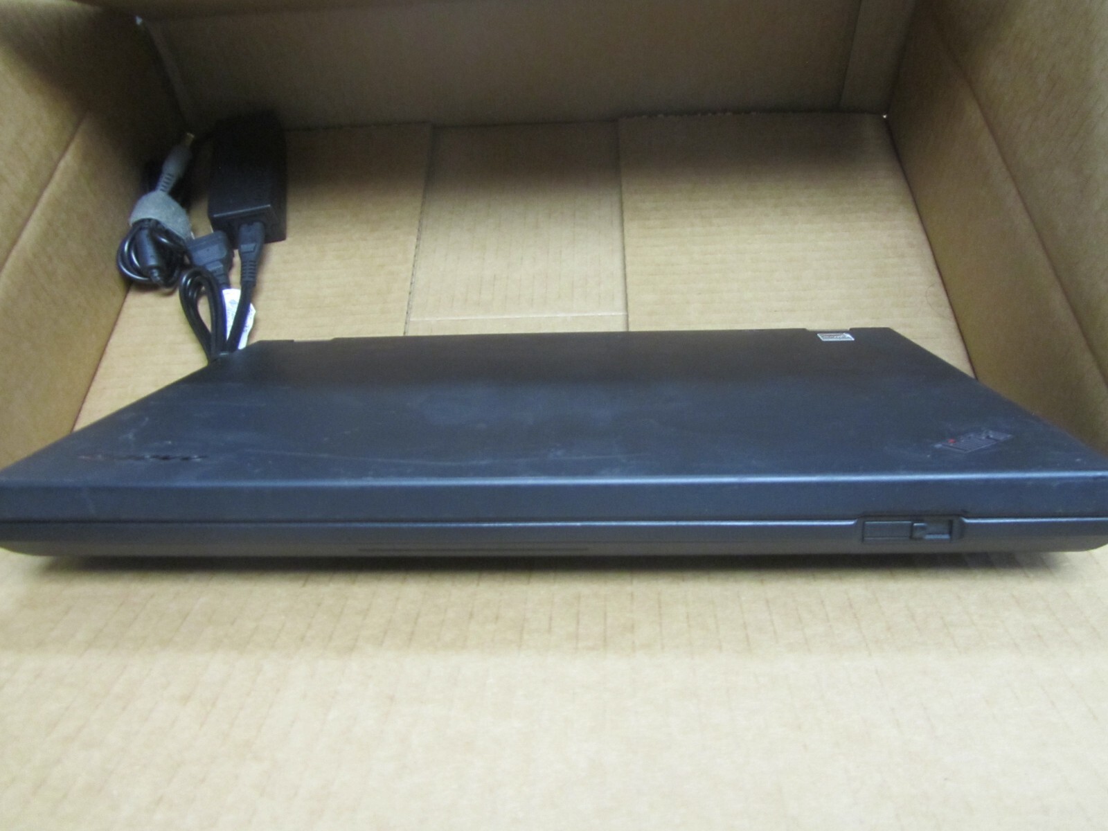 Used ThinkPad T420 i5-2520M 8GB RAM, NEW 1 TB SSD, 14″ 1366×768 LCD, Win 7 Pro64