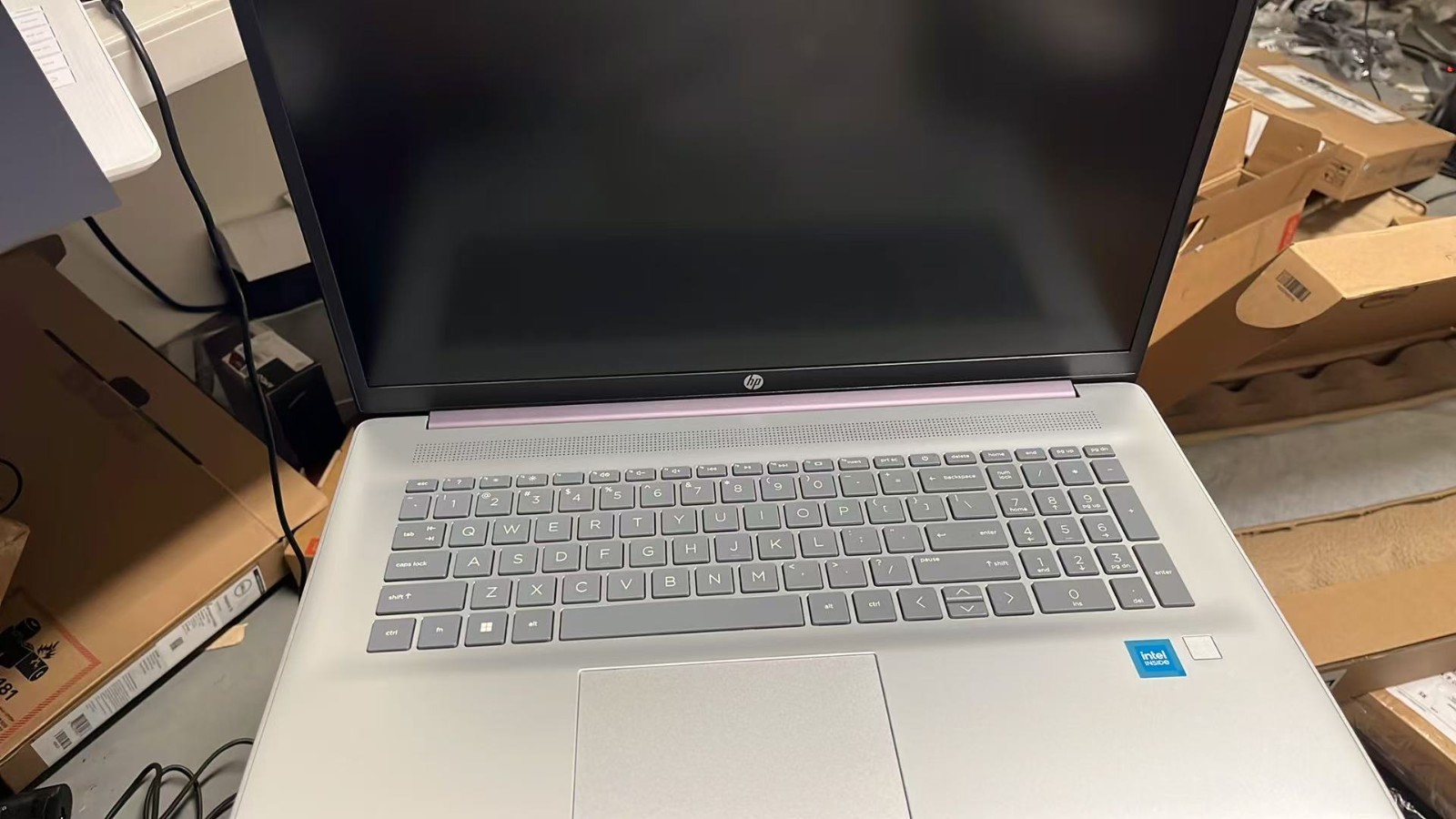 HP 17-cn0513nr 17.3″ NB Intel Celeron N4500 4GB RAM 256GB SSD W11H – B89NNUA#ABA
