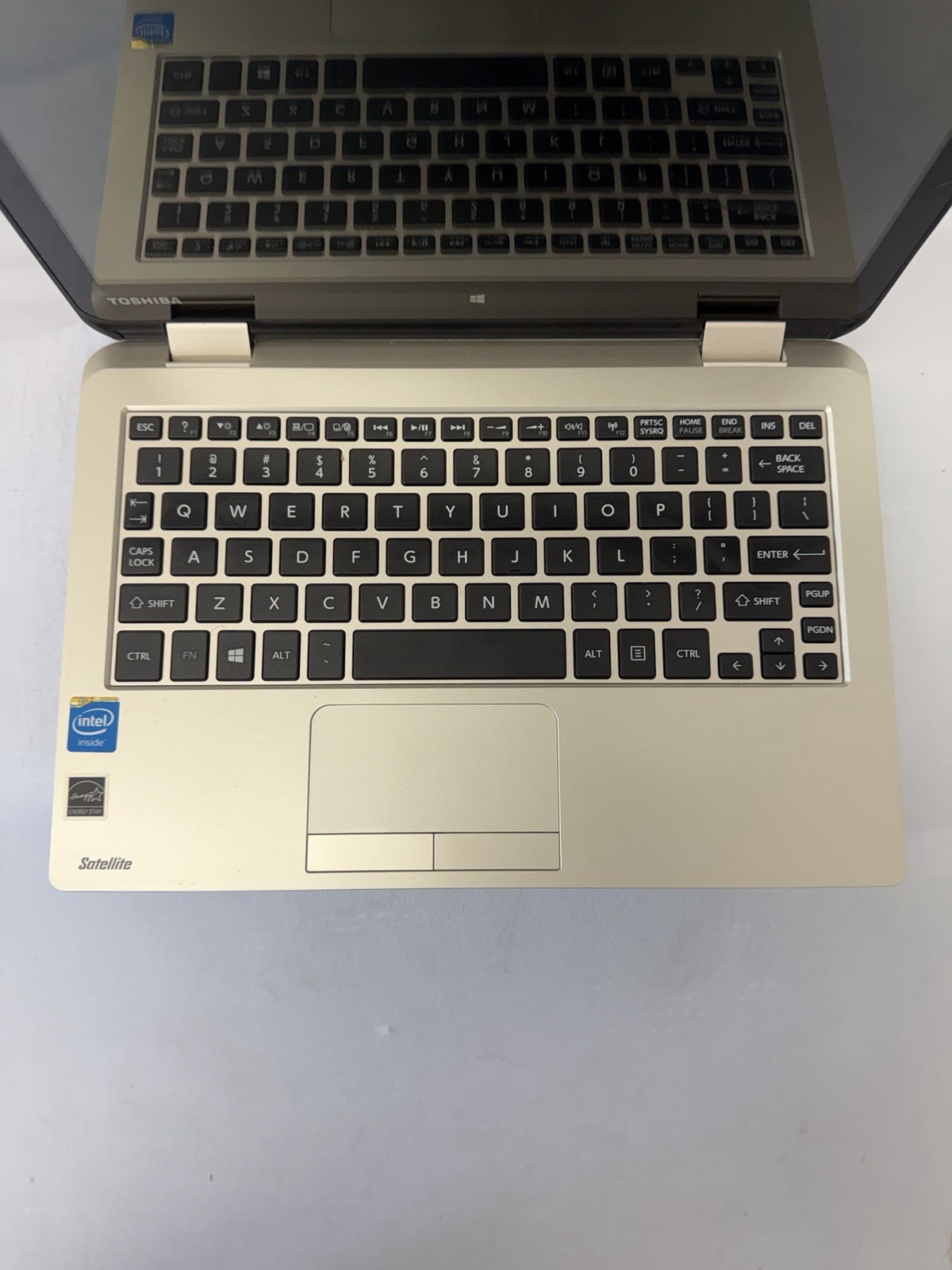 Toshiba Satellite L15W-B1302 Laptop – Good Screen – Intel Celeron N2840-Read Des