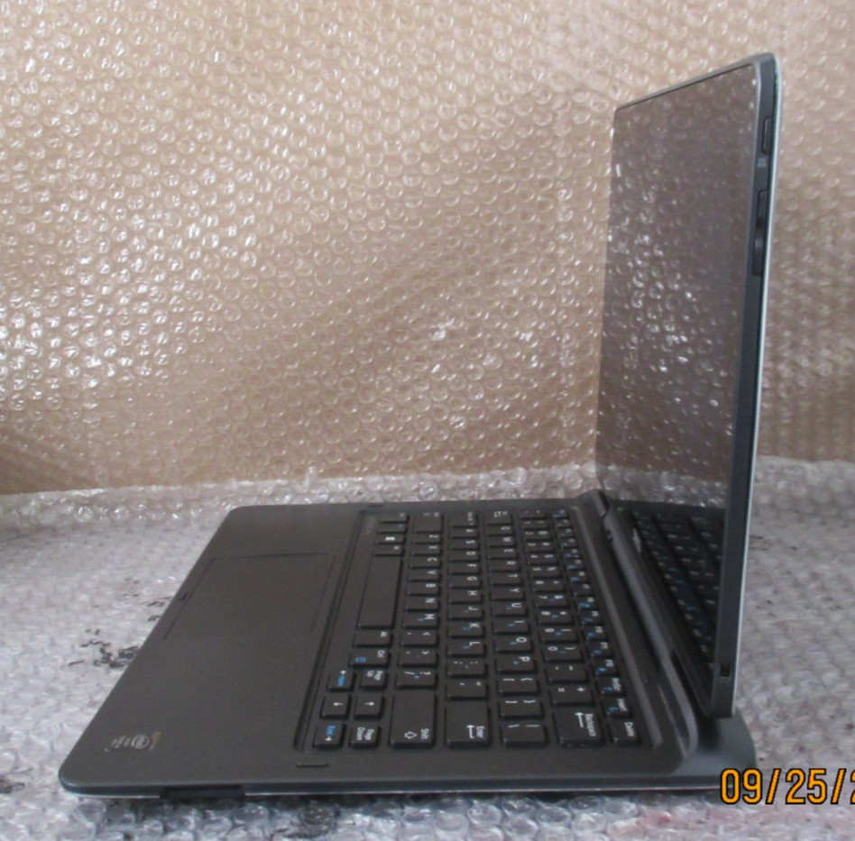 Dell Latitude 7350 TOUCH Core m-5Y71 @ 1.20GHz 8GB RAM 128GB SSD WIN10 LAPTOP.