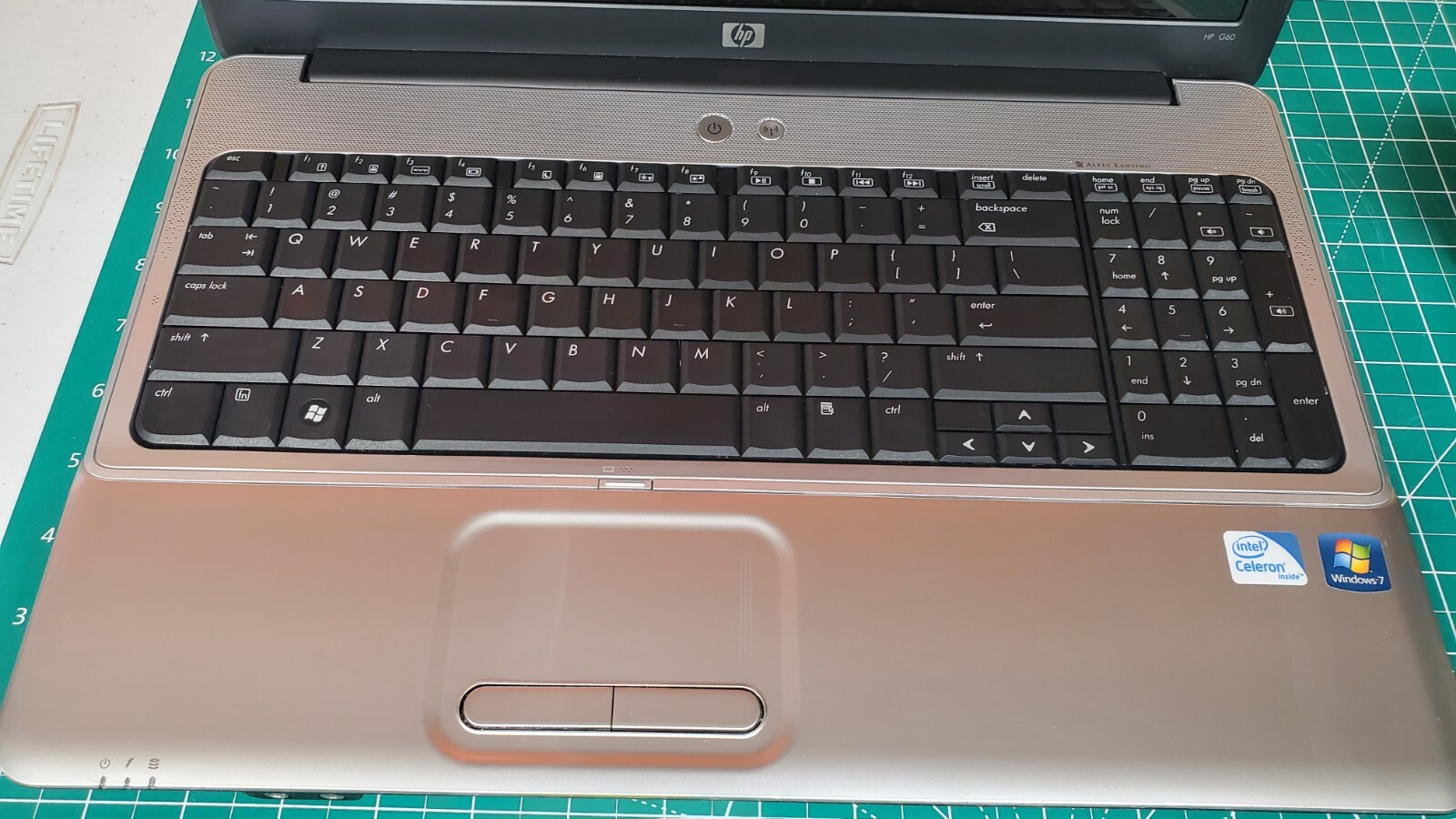 HP G60 519WM. 15.6″, 250gb hard drive, 3gb ddr2 ram, 2.50ghz Intel core 2 duo.