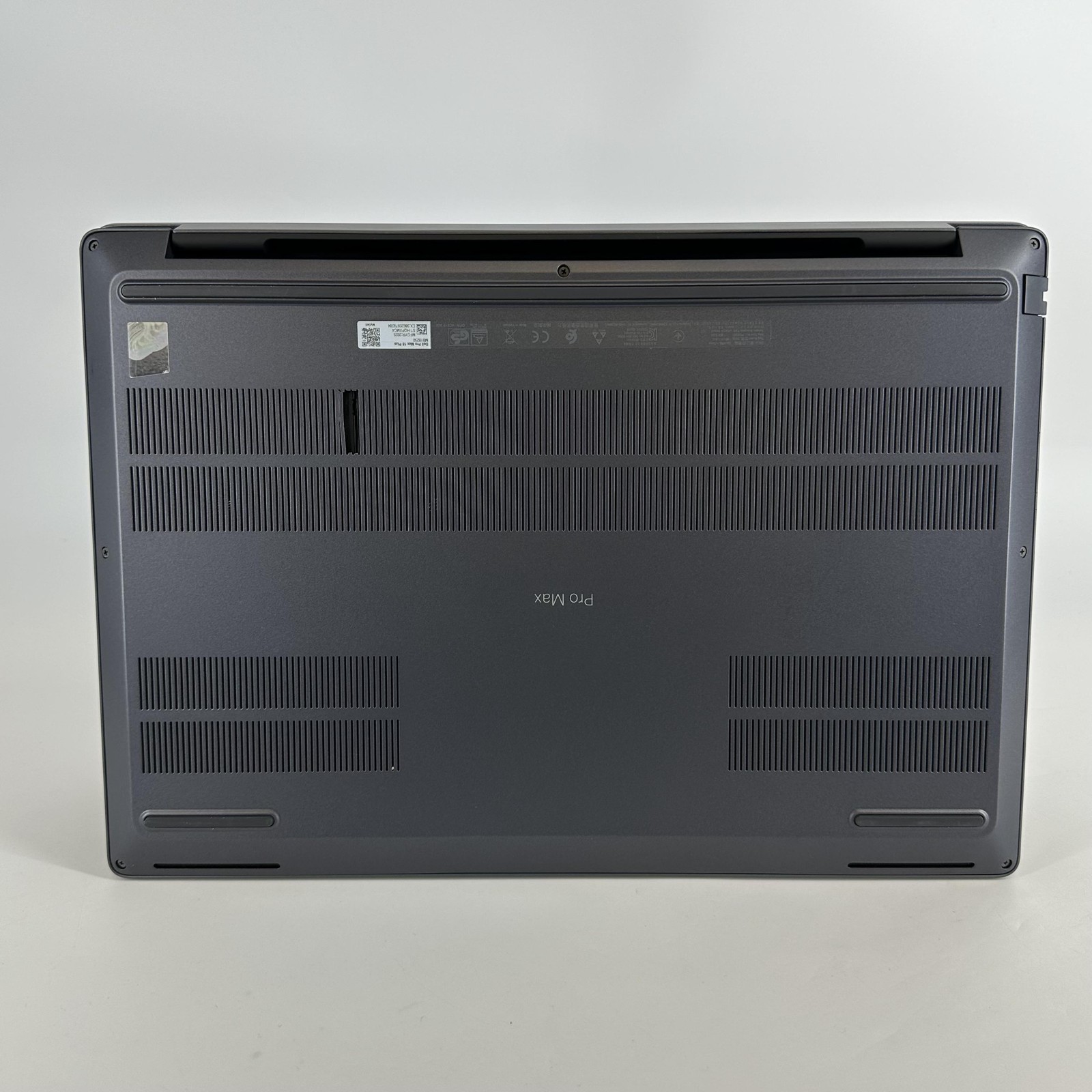 Dell Pro Max 18 Plus MB18250 5.GHz Ultra 9 285HX 64GB 1TB RTX PRO 2000 Blackwell