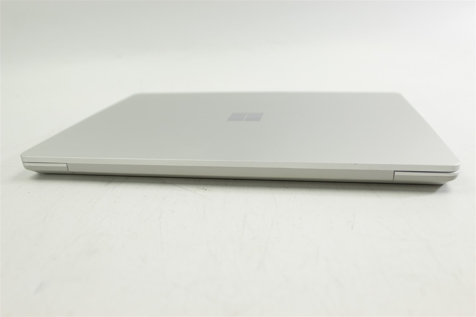 Microsoft Surface Laptop Go 2 2013 12.4″ i5-1135G7 256GB SSD 16GB RAM W11H