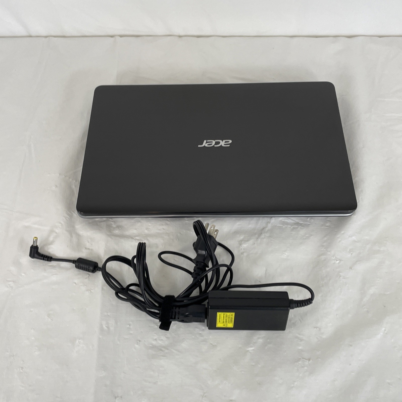 Acer Aspire E1-531 Laptop | Intel Celeron 1005M 1.90GHz | 8GB Ram | NO HD/OS