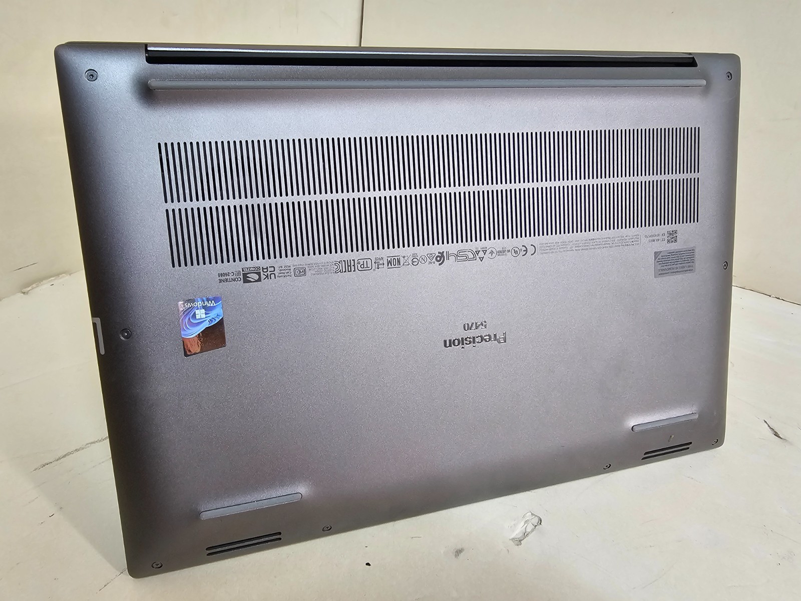 Dell Precision 5470 Laptop – i7-12700H 16GB 256GB SSD Webcam RTX A1000 14″ 1