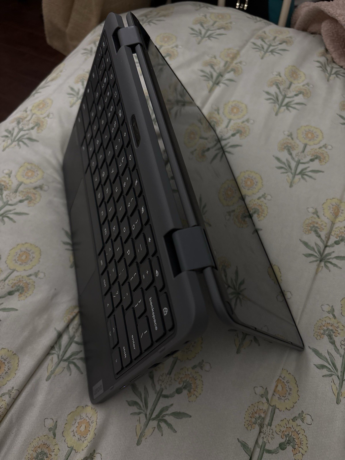 Lenovo Chromebook C340-11 11.6″ 2-in-1 Touchscreen Celeron 4GB 32GB Gray
