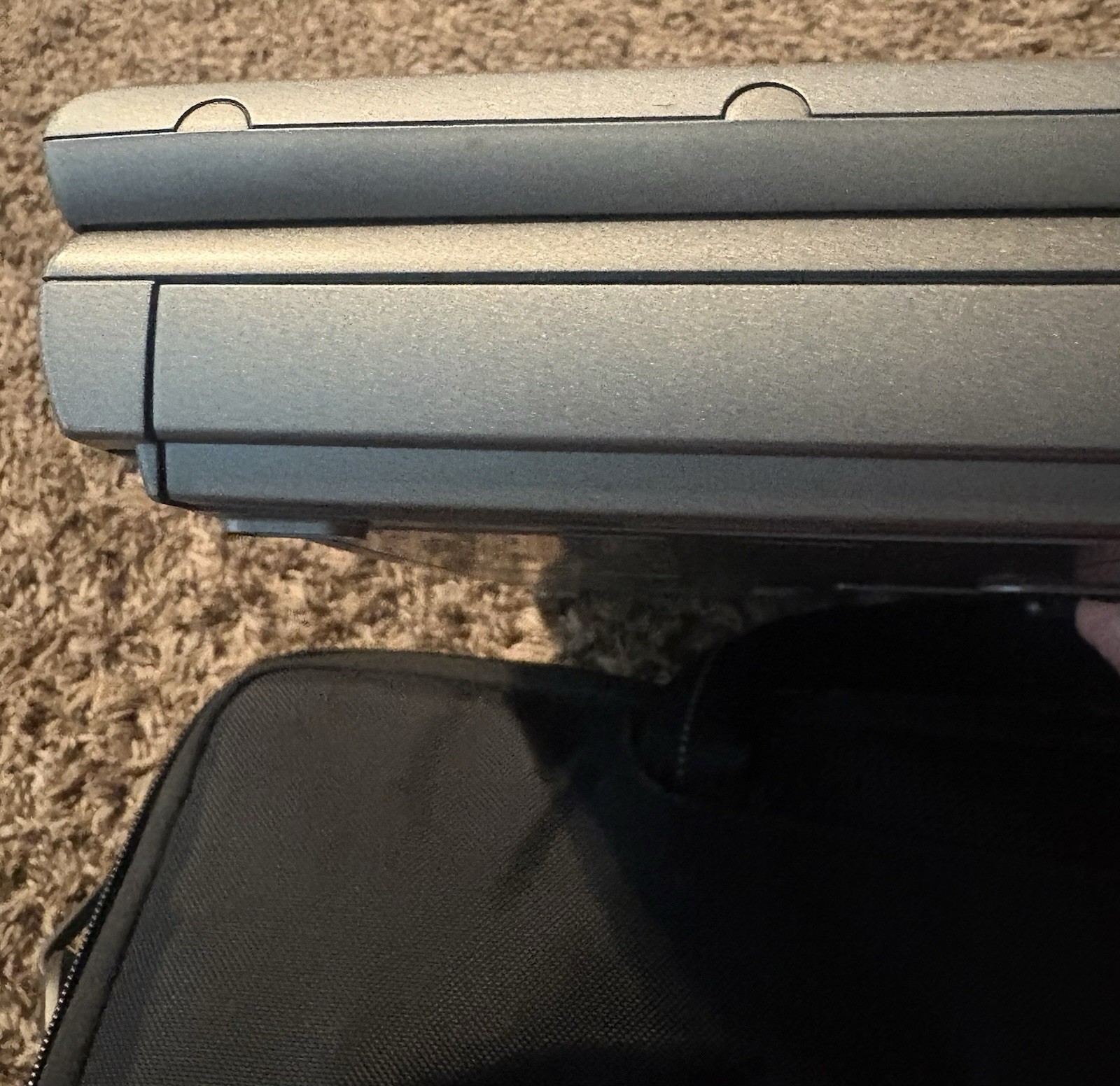Dell Inspiron 1100 PP07L Notebook Laptop Windows XP/ Holds Charge/Working