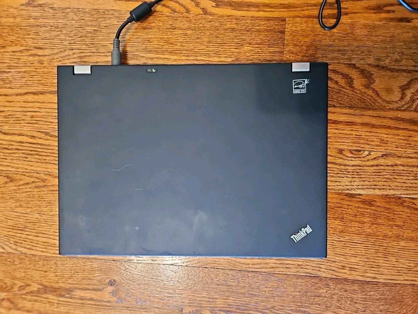 Lenovo ThinkPad T410 i5-M560 14″ 4gb/320gb HDD. Win XP pro. Issues