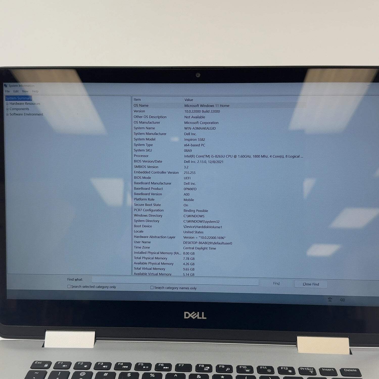 Dell Inspiron 15 5000 2-N-1 15.3 i5-8265U 1.6GHz 8GB RAM 256GB SSD