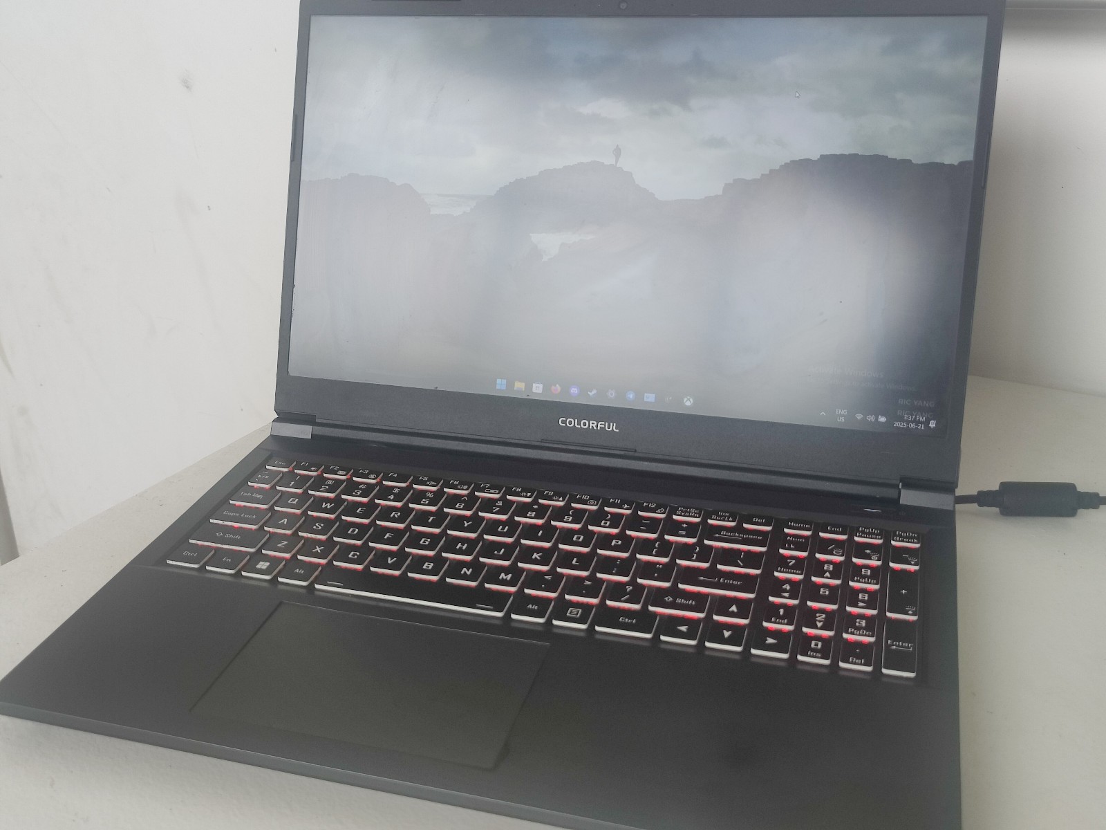 Colorful X15 AT 22 Laptop (RTX 3060 I9 12900H)