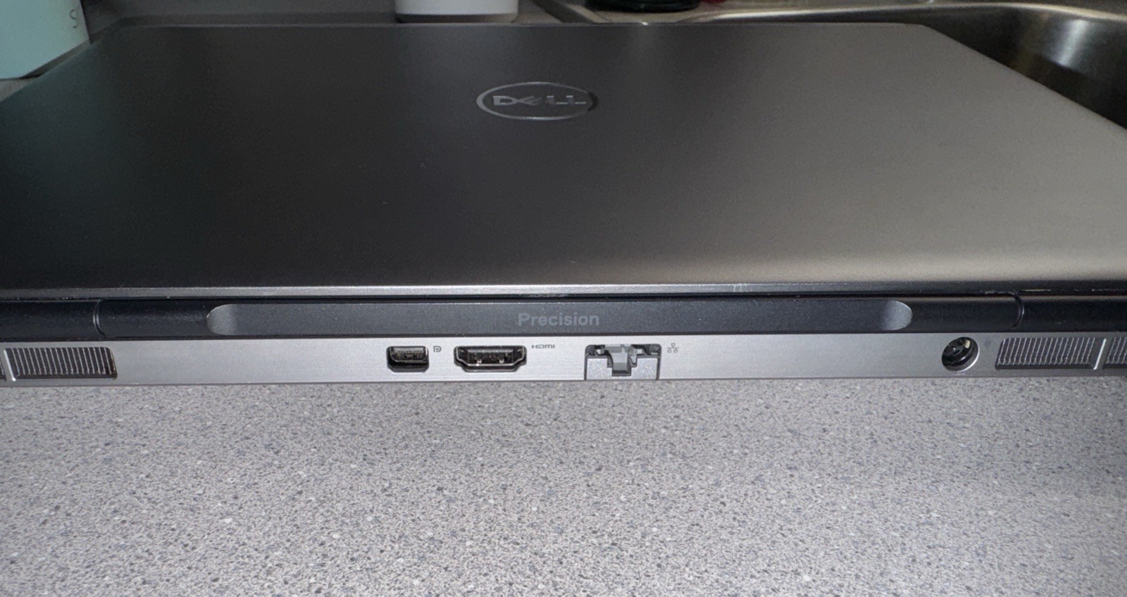 Dell Precision 7550 | 256GB SSD, Intel Core i7-10850H, 48GB RAM | Win11P
