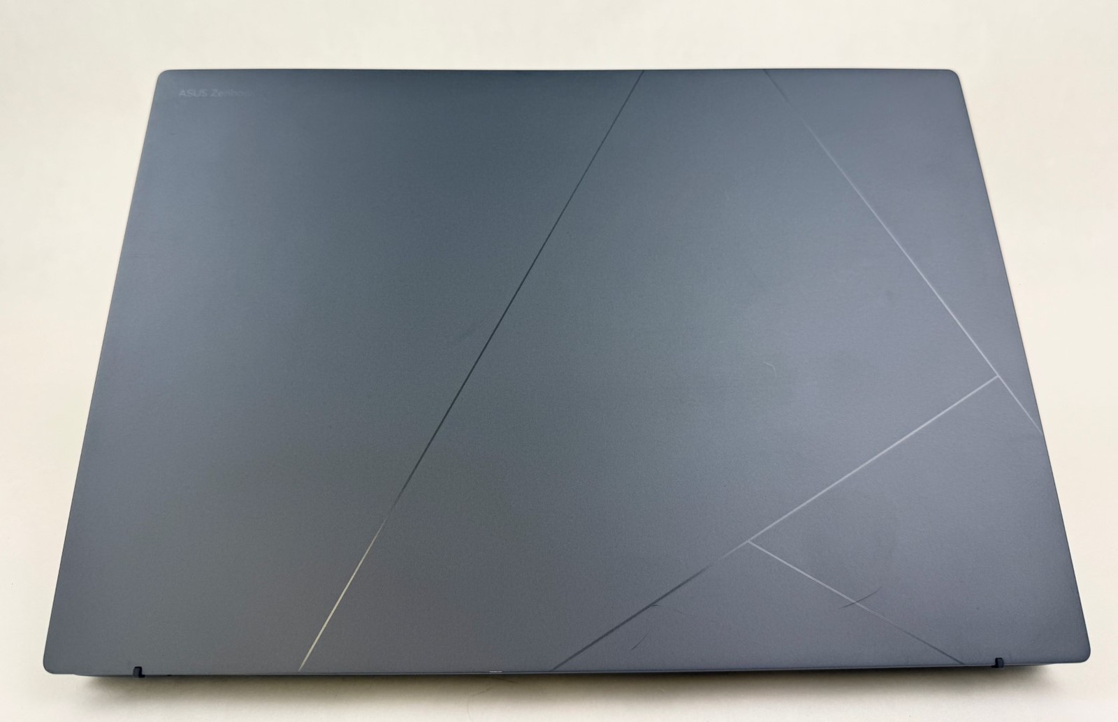 ASUS Zenbook DUO 14″ OLED Touch Displays Core Ultra 9 285H 32GB 2TB SSD W11H
