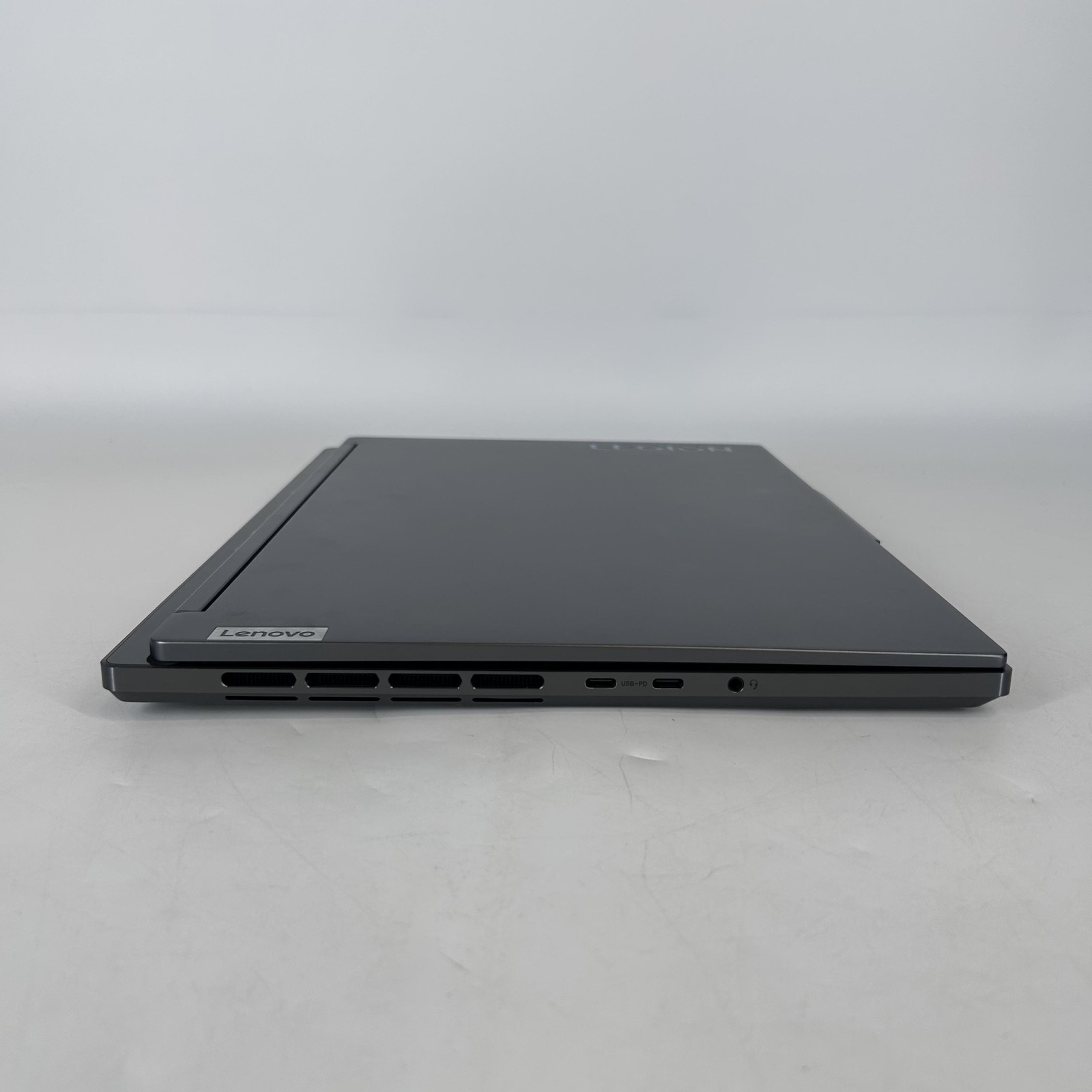 Lenovo Legion Slim 7 16 QHD+ Ryzen 7 7840HS 32GB 1TB RTX 4060 BAD USB-C PORTS