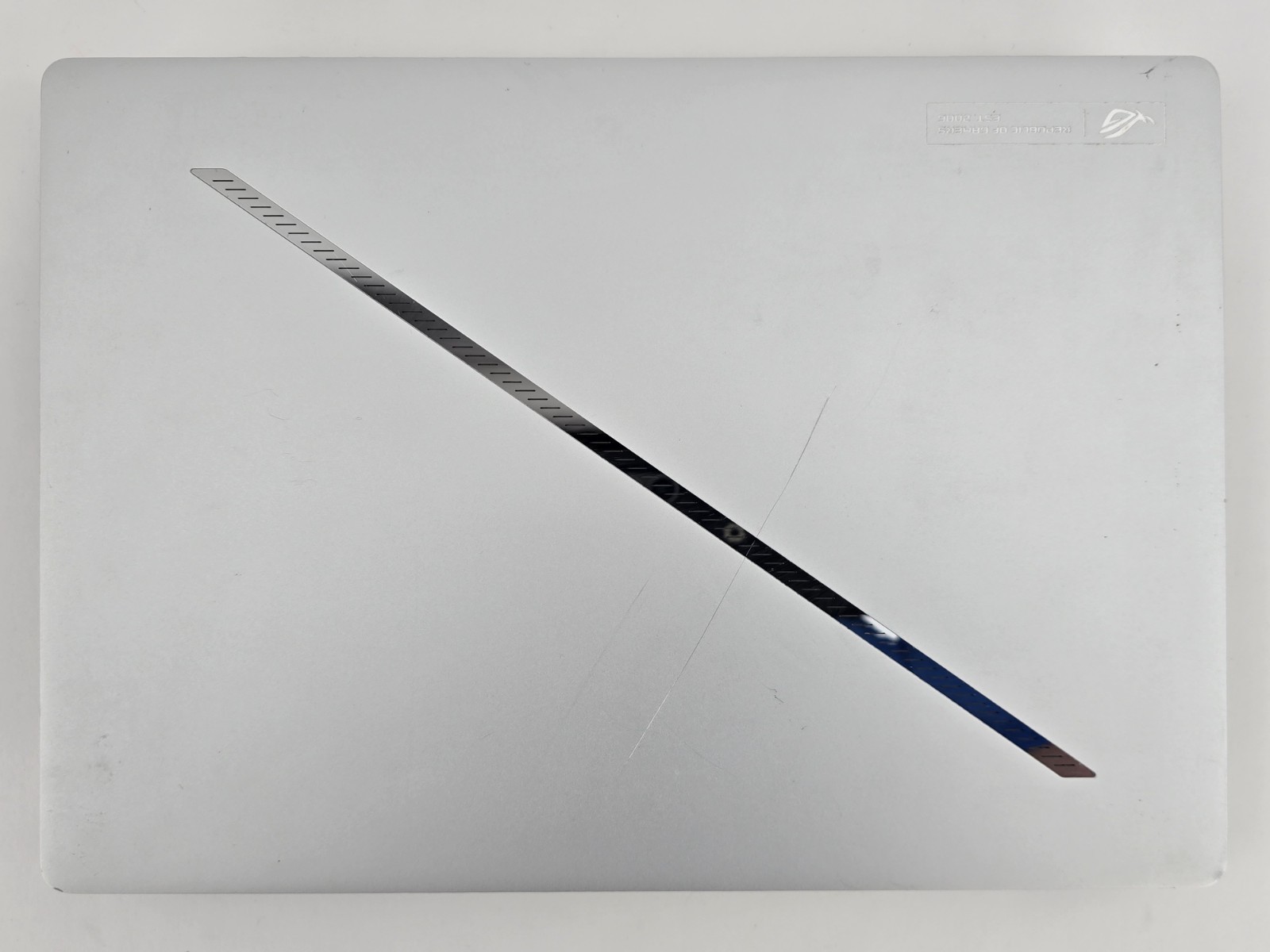 ASUS ROG Zephyrus G14 3K 120Hz OLED Ryzen 9 8945HS, 16GB/1TB, RTX 4060 – Used