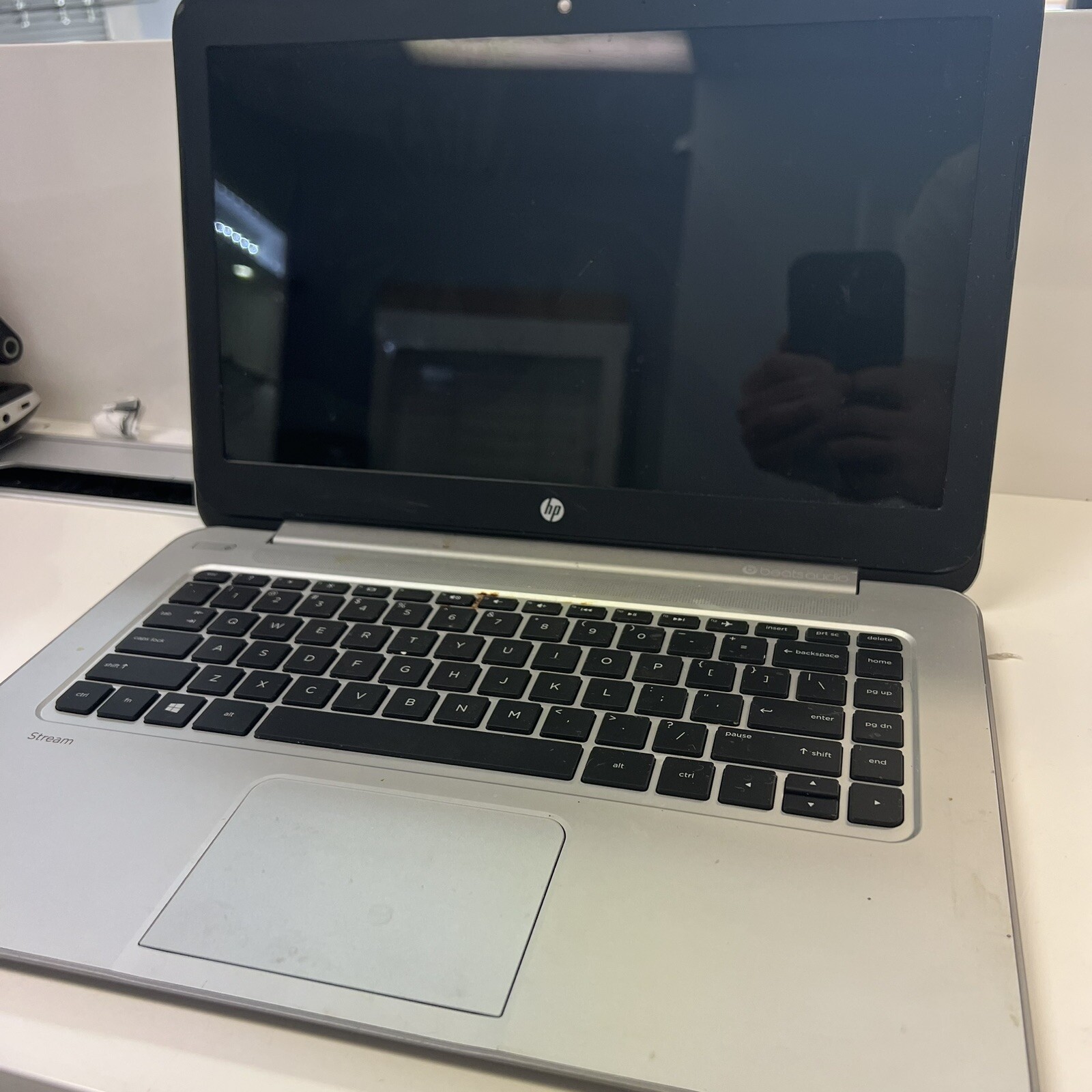 HP 14-Z010NR