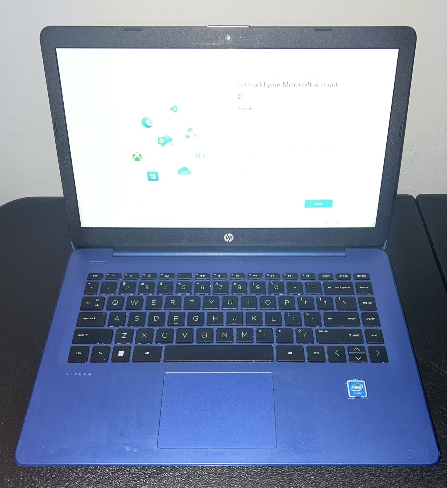 HP Stream – 14-cb171wm 64GB SSD 14.0”, HD (1366 x 768),TN Slightly Used Blue OBO