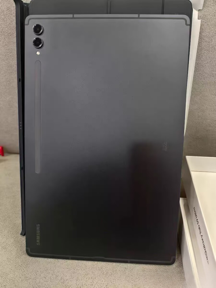 Samsung Galaxy Tab S9 Ultra14.6″ 120Hz Adreno 740 Wi-Fi Android Tablet