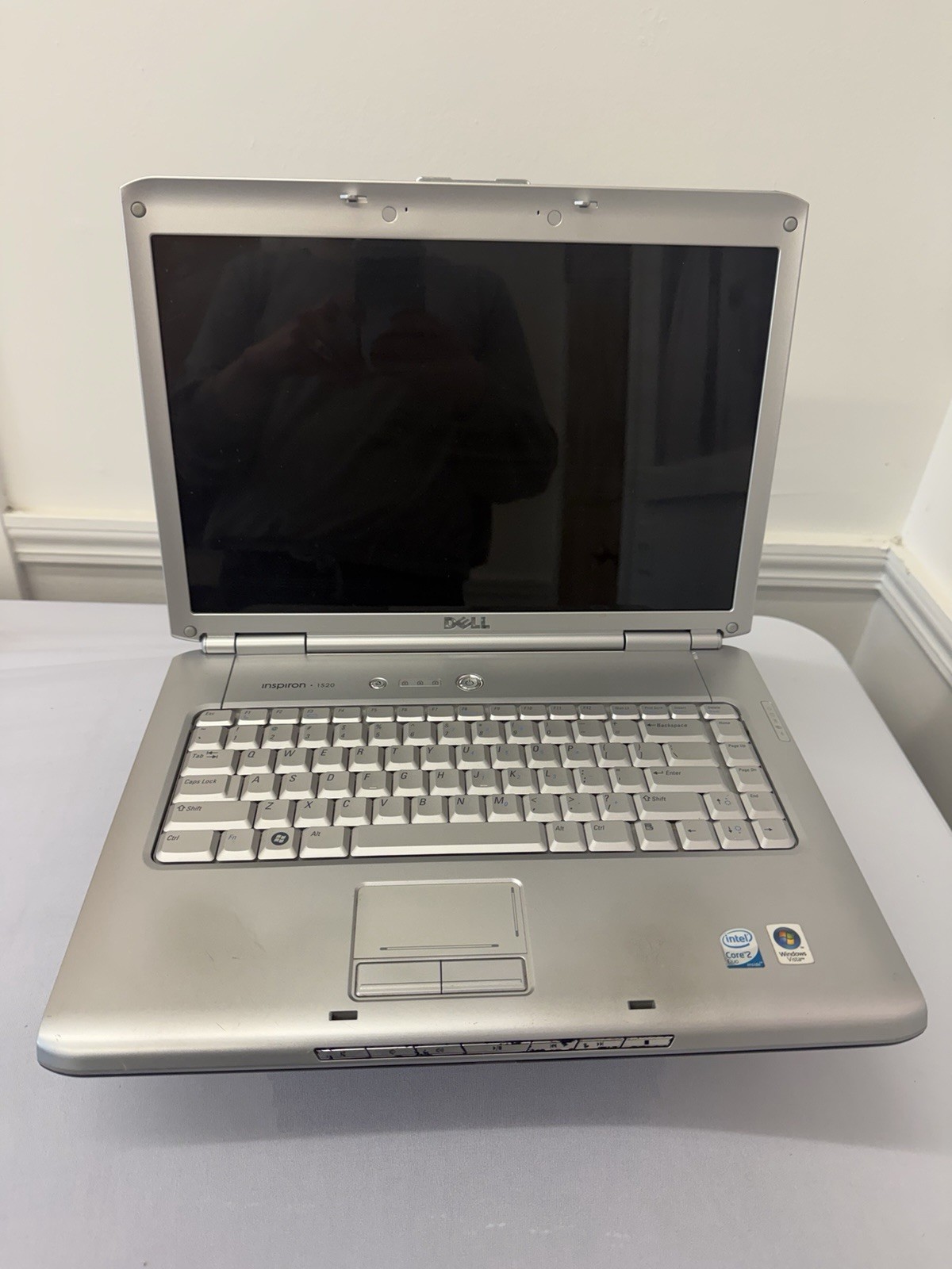 Dell Inspiron 1520 Laptop – Good Screen – Intel Duo 06FD – Read Desc