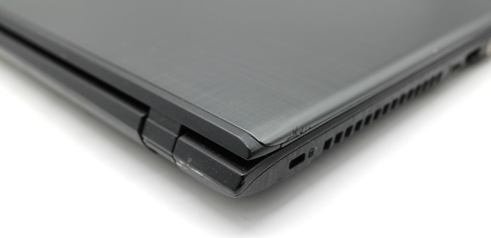 Acer Aspire E5-575 i5-6200U@2.3GHz 8GB DDR4 NO STORAGE OR OS *PARTS/REPAIR*