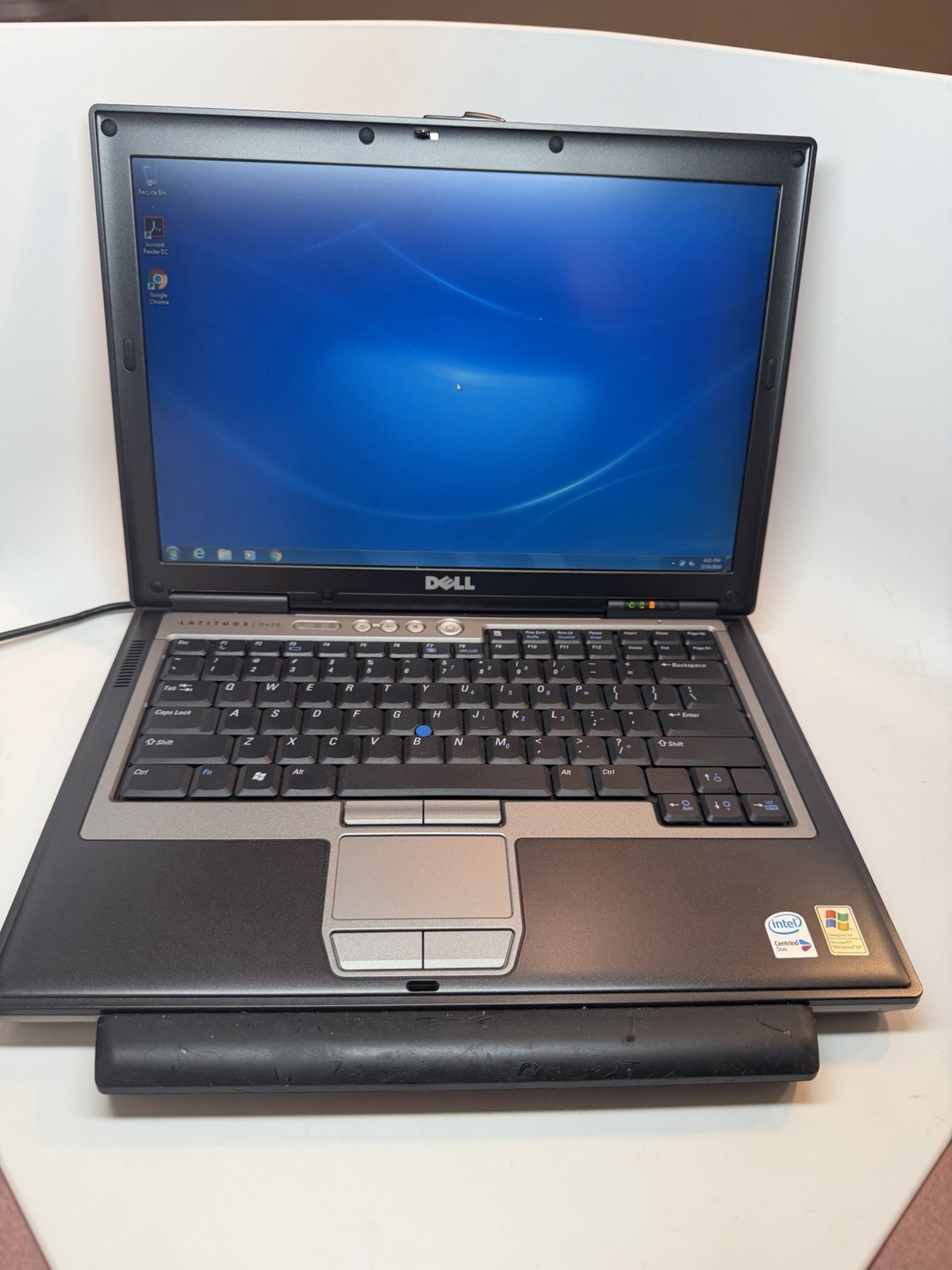 Dell Latitude 14″ Vintage Laptop D260 Intel CPU 2GB RAM 80GB HDD Windows XP WiFi