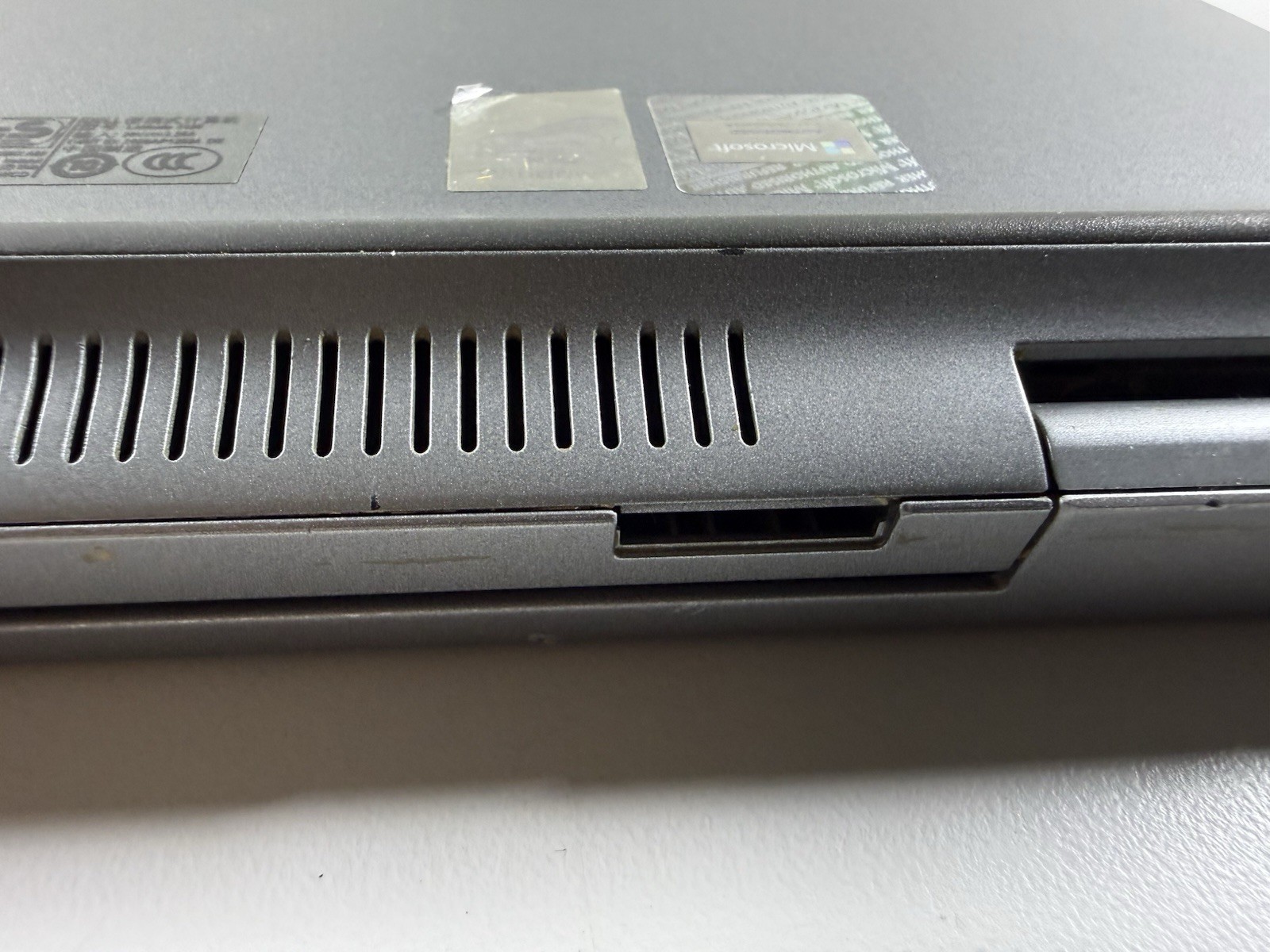 Dell Latitude 5520 15.6” FHD I5-1135G7U 256GB SSD 8GB RAM NO BATTERY Win 11 Pro