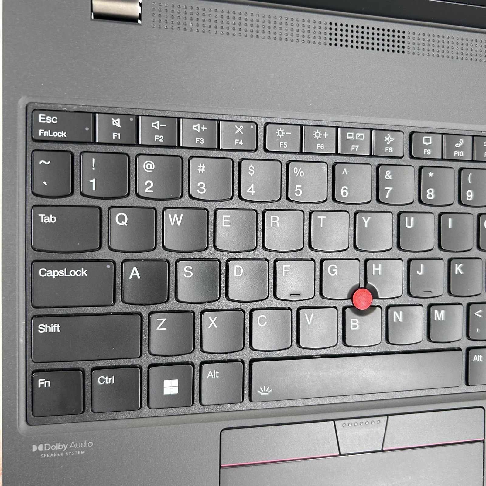 Lenovo ThinkPad T16 Gen 1 16″ FHD+ 2.1 GHz i7-1260P 16GB 512GB SSD Very Good