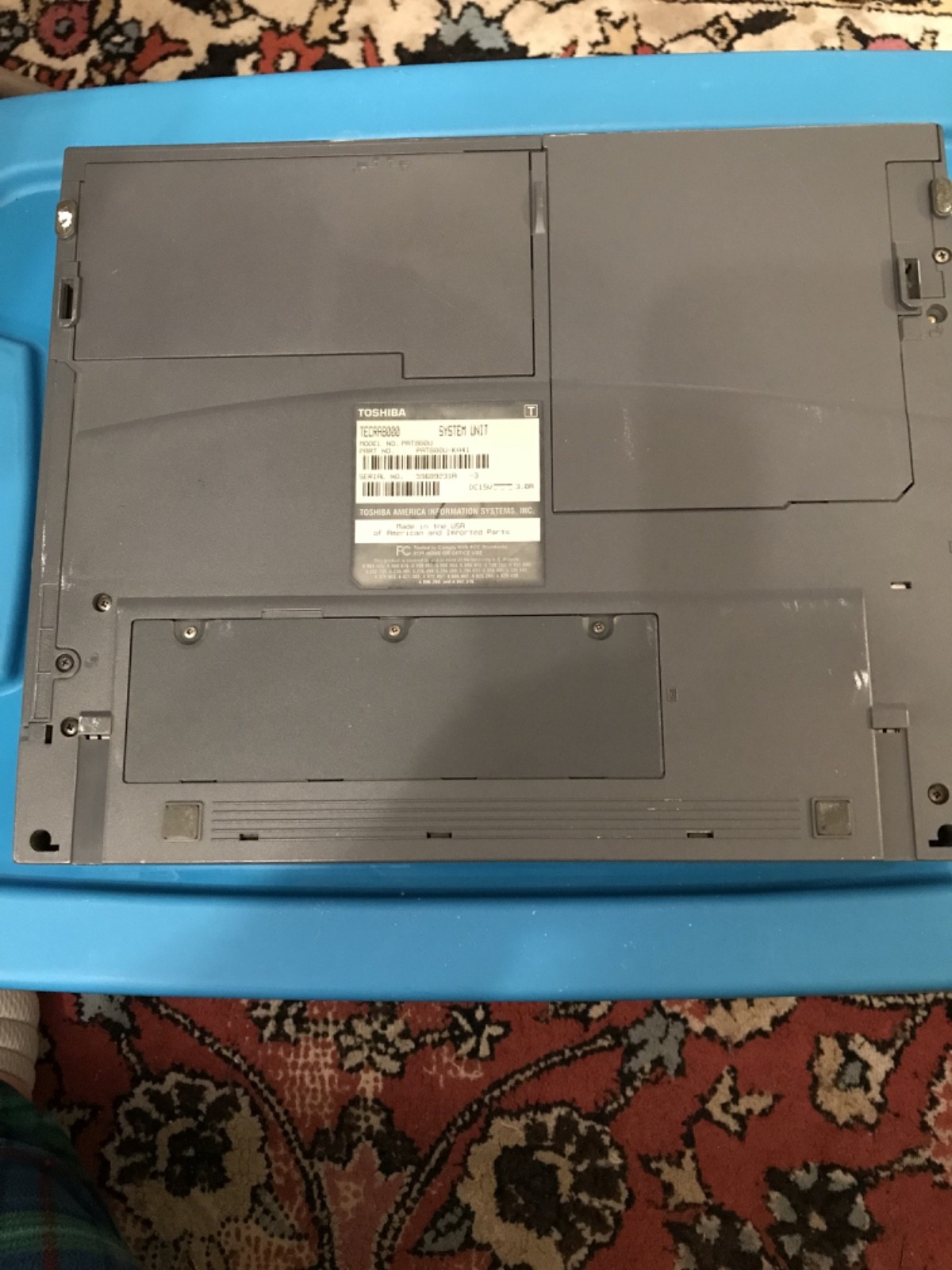TOSHIBA TECRA 8000 WITH ADAPTER AND PORT REPRICATOR