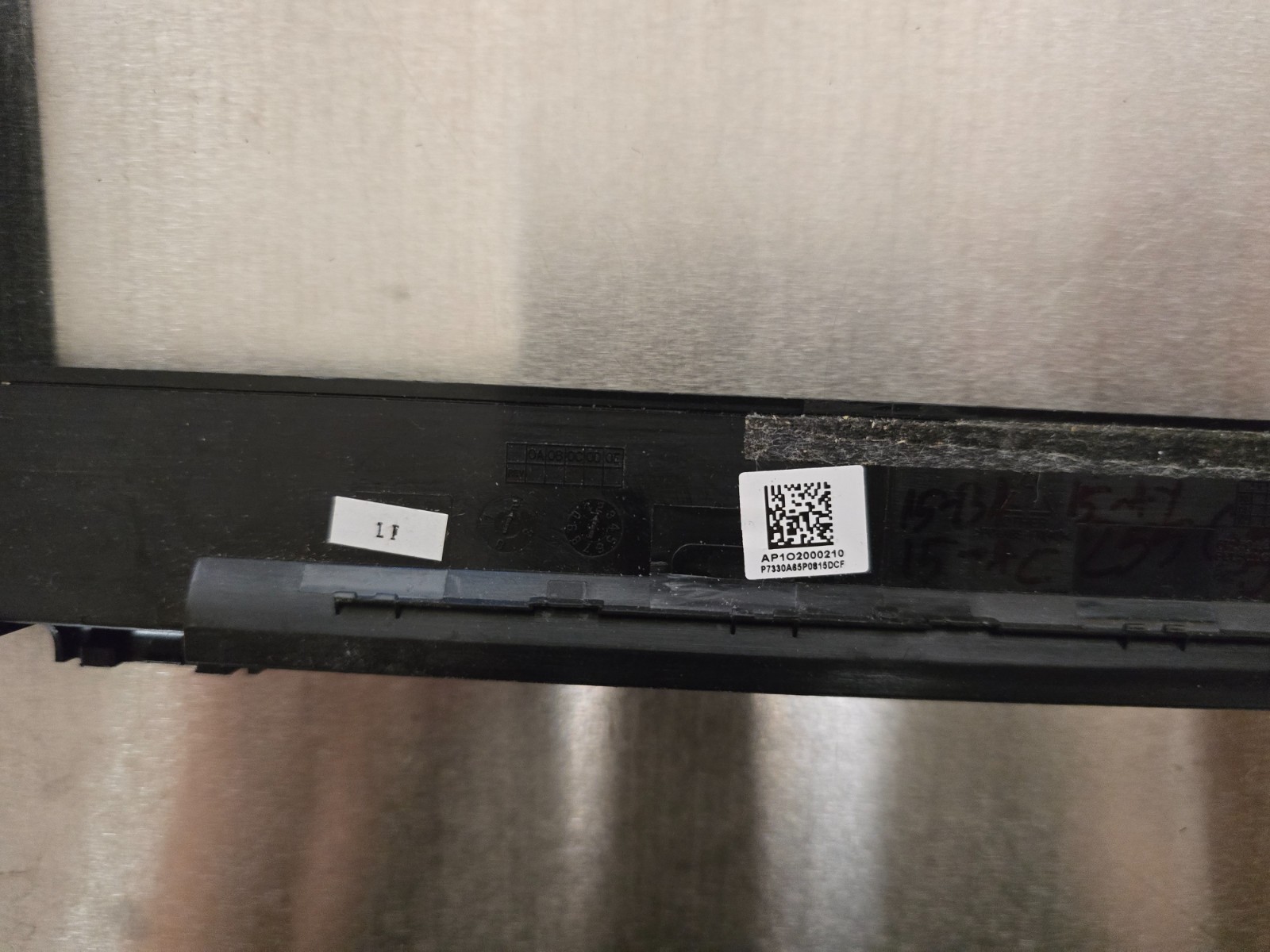 HP 15-AF BA 15-AC 15-AY 255 G4 250 G5 G6 FRAME LCD FRAME DISPLAY AP1O2000210