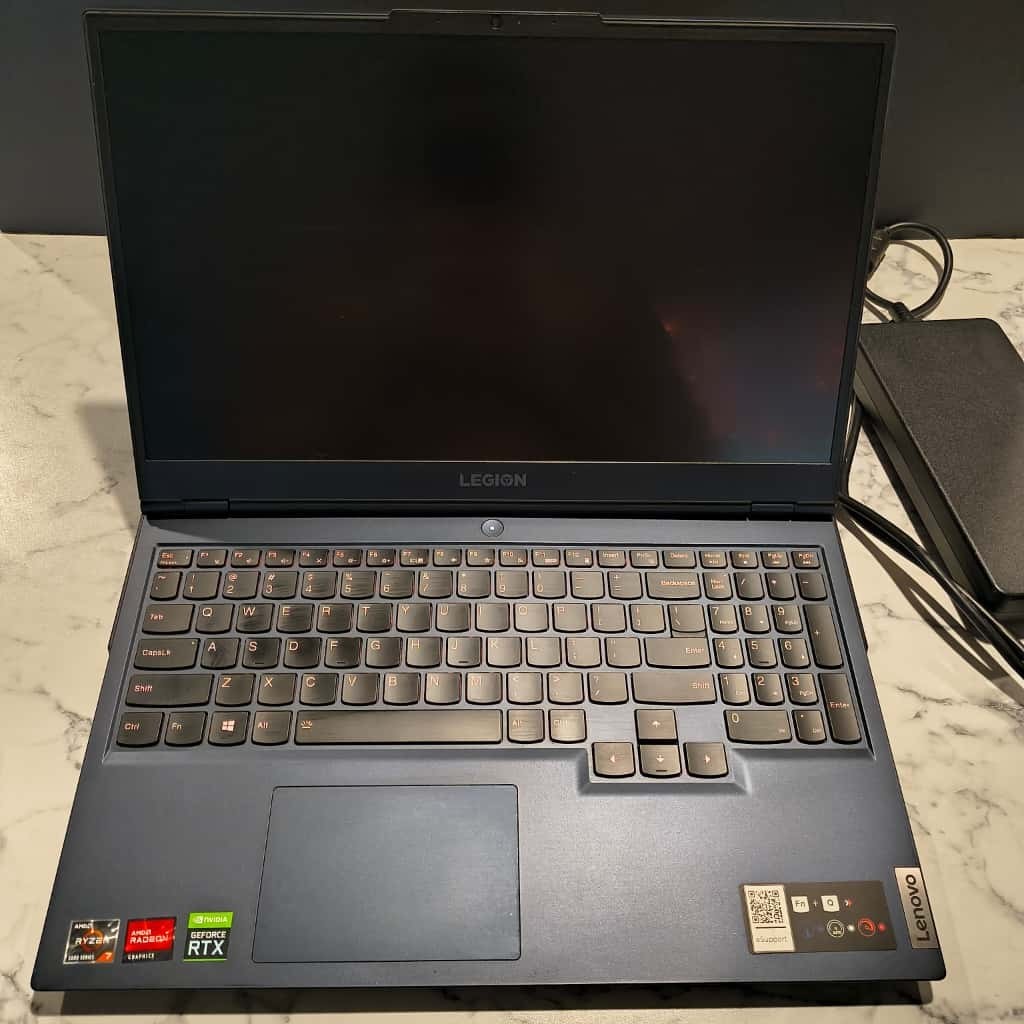 Lenovo Legion 5 15ACH6 – 16GB RAM – AMD Ryzen 7 5800H / Radeon, 3201 Mhz, 8 Core