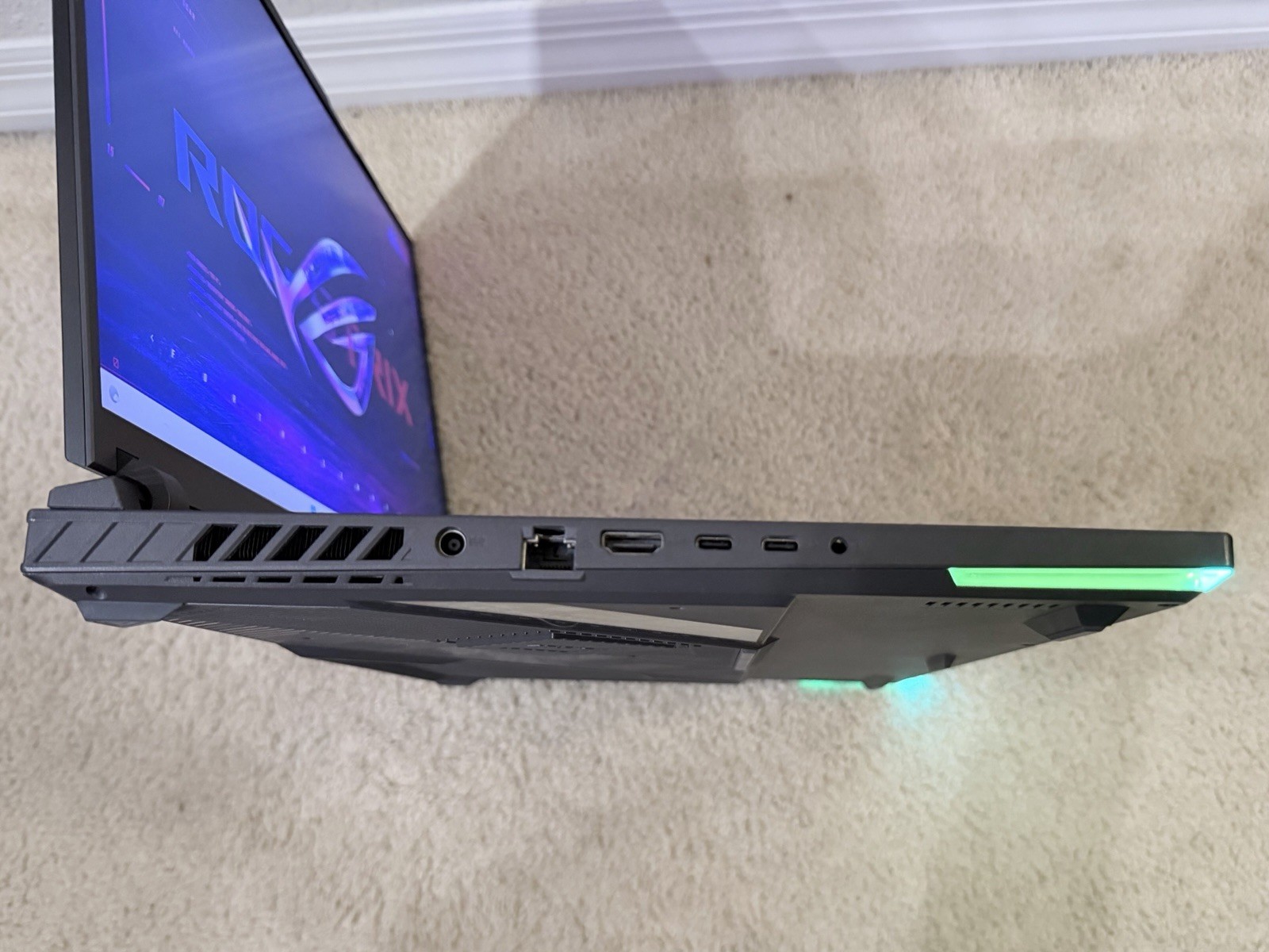 Asus ROG Strix G18 G814 240Hz QHD+ 2.2 GHz i9-13980HX 16GB 1TB SSD RTX 4080