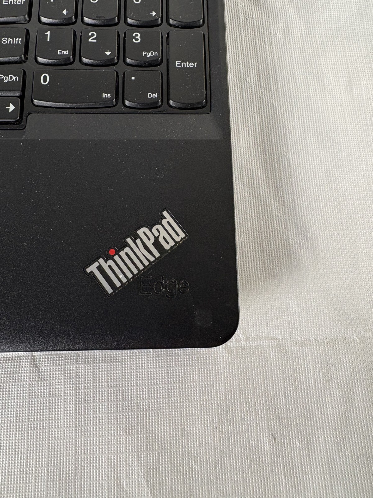 LOT OF 7 LENOVO THINKPAD E530 Laptop w/ Core i3 2.20 GHZ No HD/Battery Untested