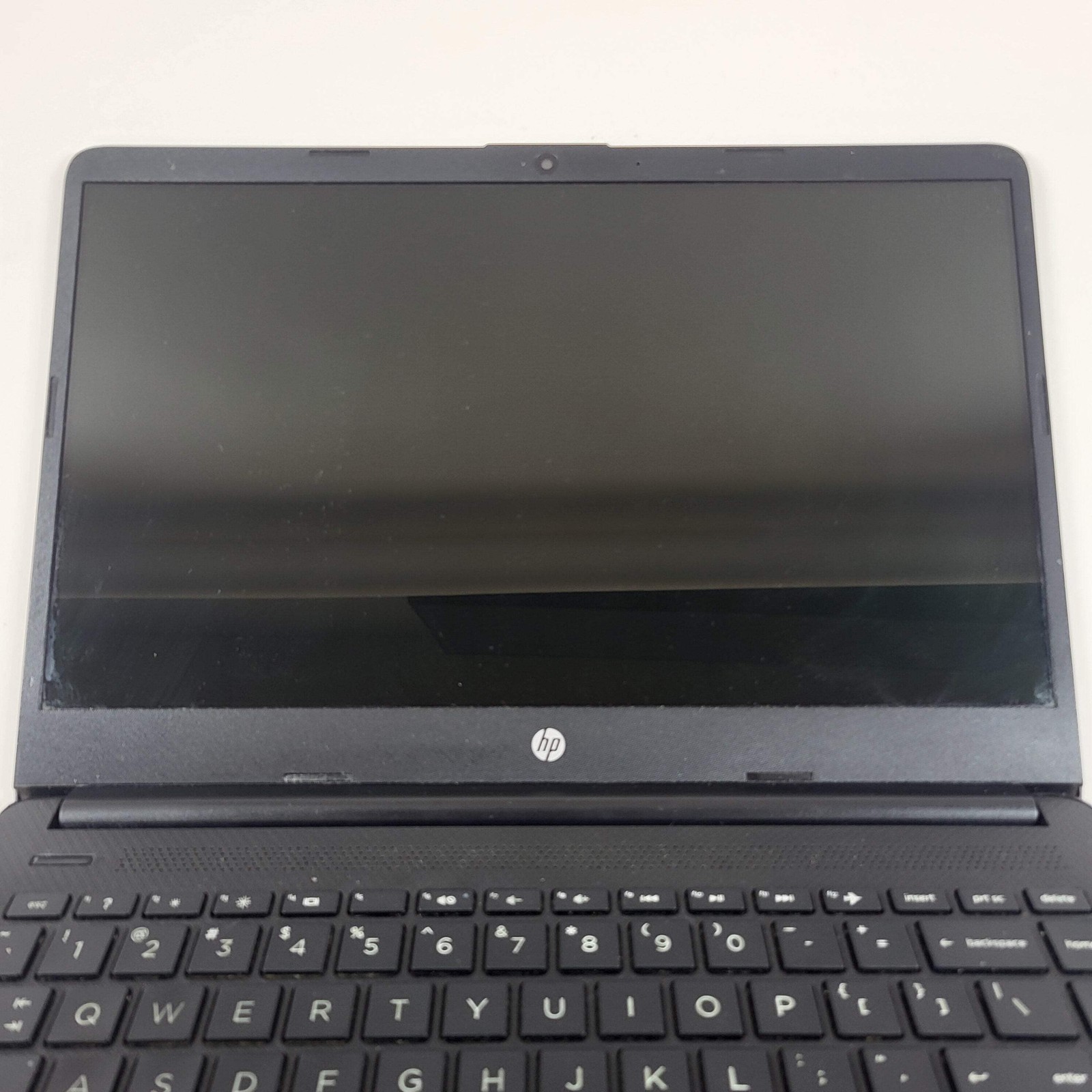 HP Blacktop 14-FQ0XXX 14″ AMD 3050U 2.3GHz 4GB RAM 128GB SSD