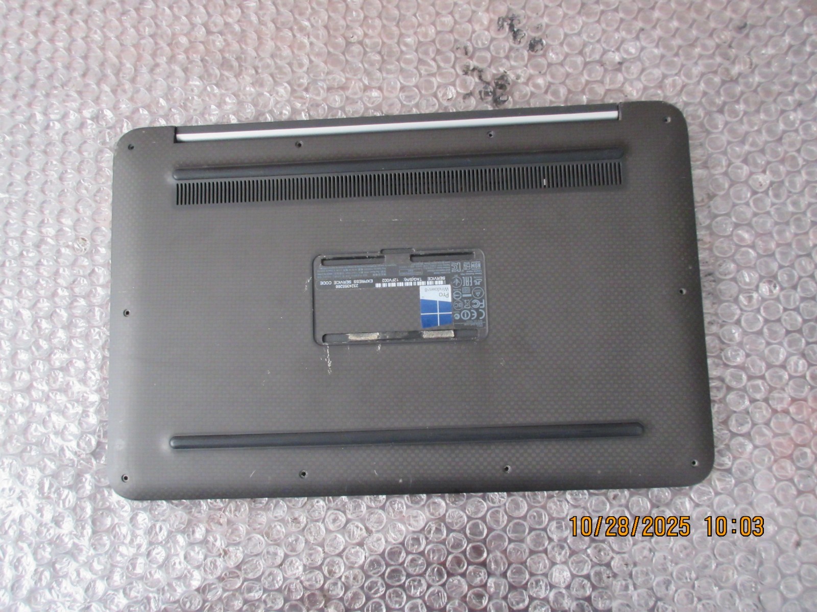 Dell XPS 13 9333 Intel Core i7-4500U @ 1.60GHz 8GB RAM 256GB W10P 13.3″ LAPTOP.