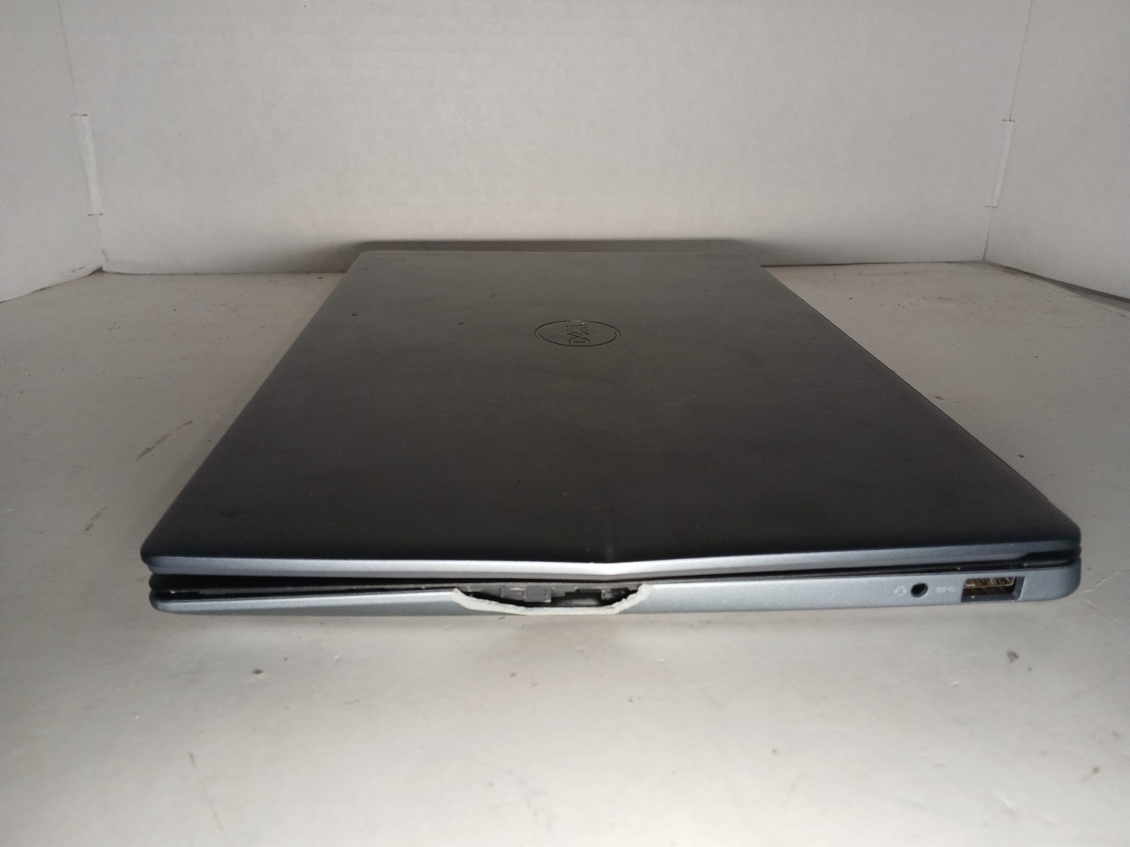 Dell Vostro 5390 i5-8265U 8GB RAM No SSD/HDD/OS! *READ* #97