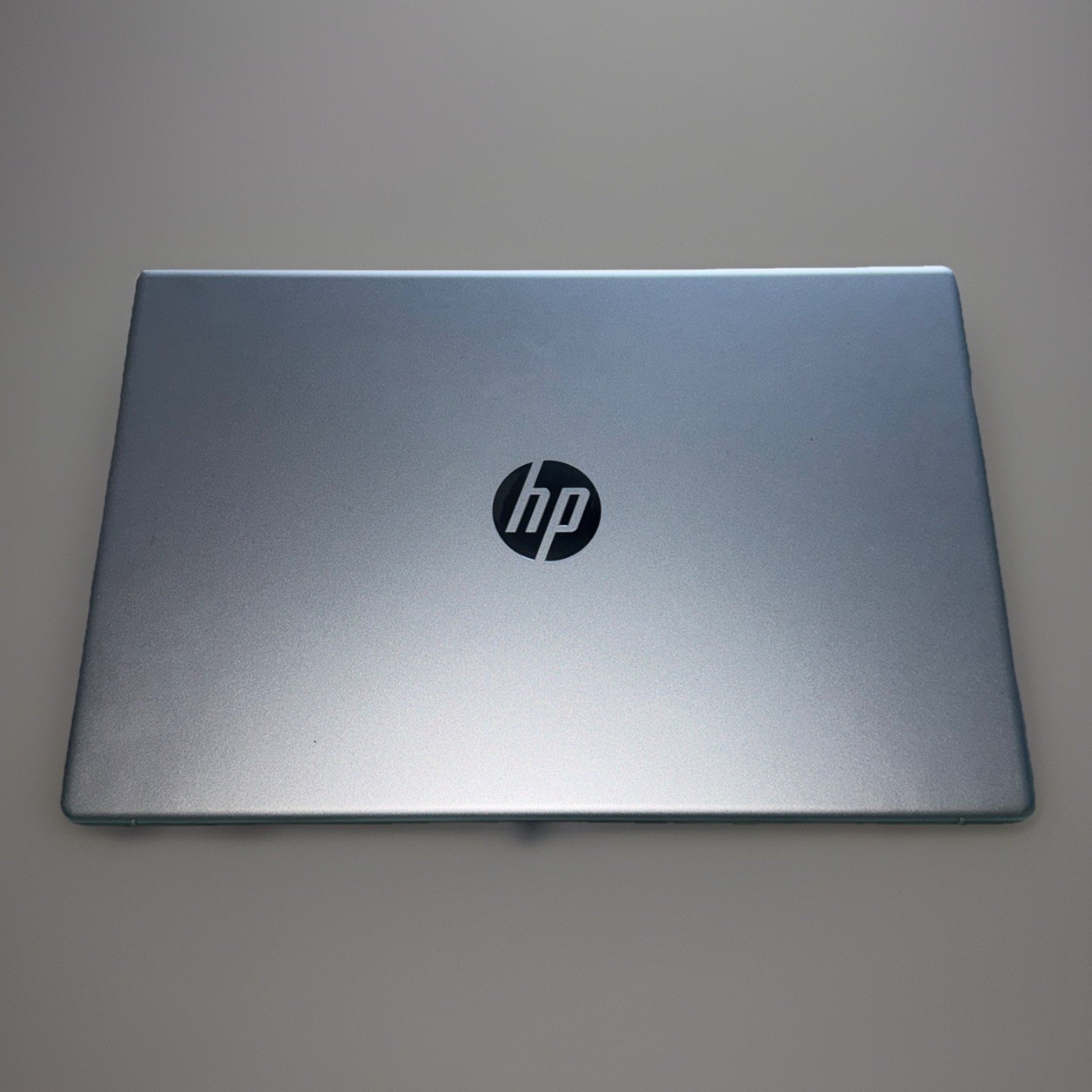HP Laptop 15-fd0230wm 15.6″ Intel i3-N305 8GB DDR4 256GB SSD Windows 11 Home