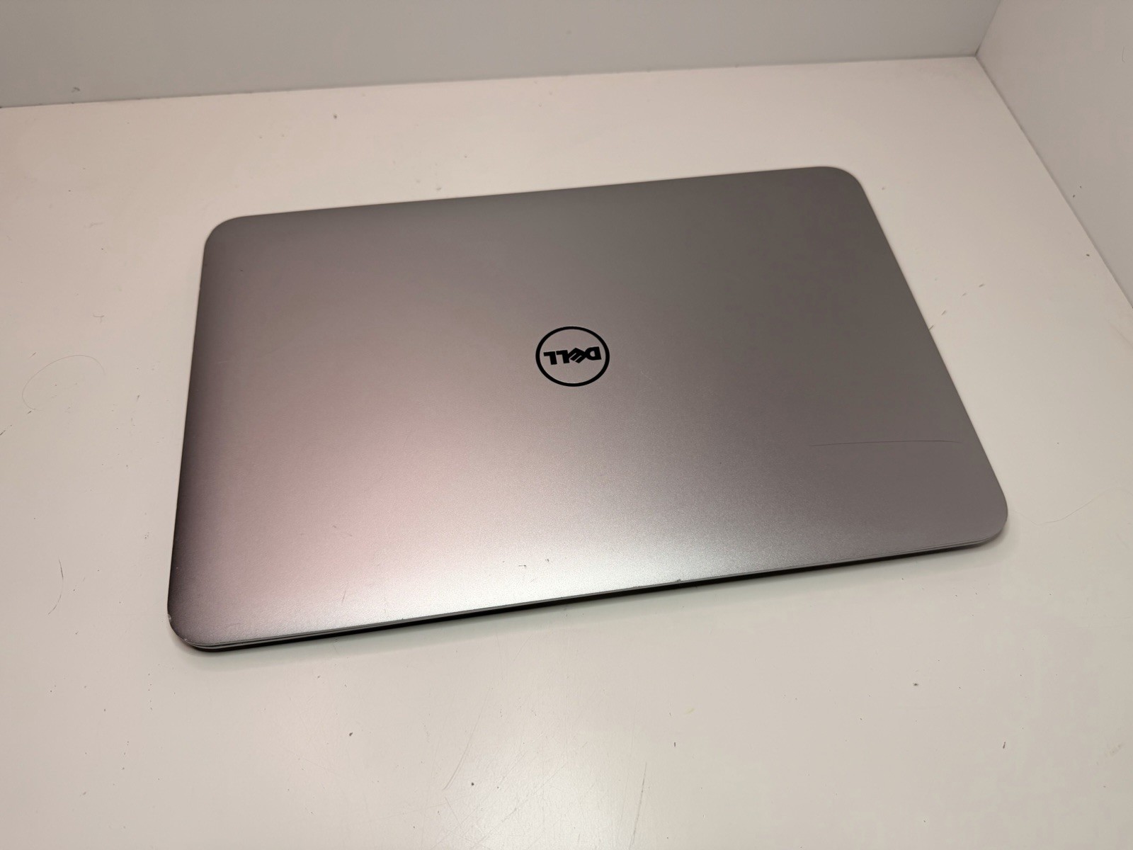 Dell XPS 13 L321X i7-2637M 4GB 128GB SSD 13″ Laptop Boots Damaged Case