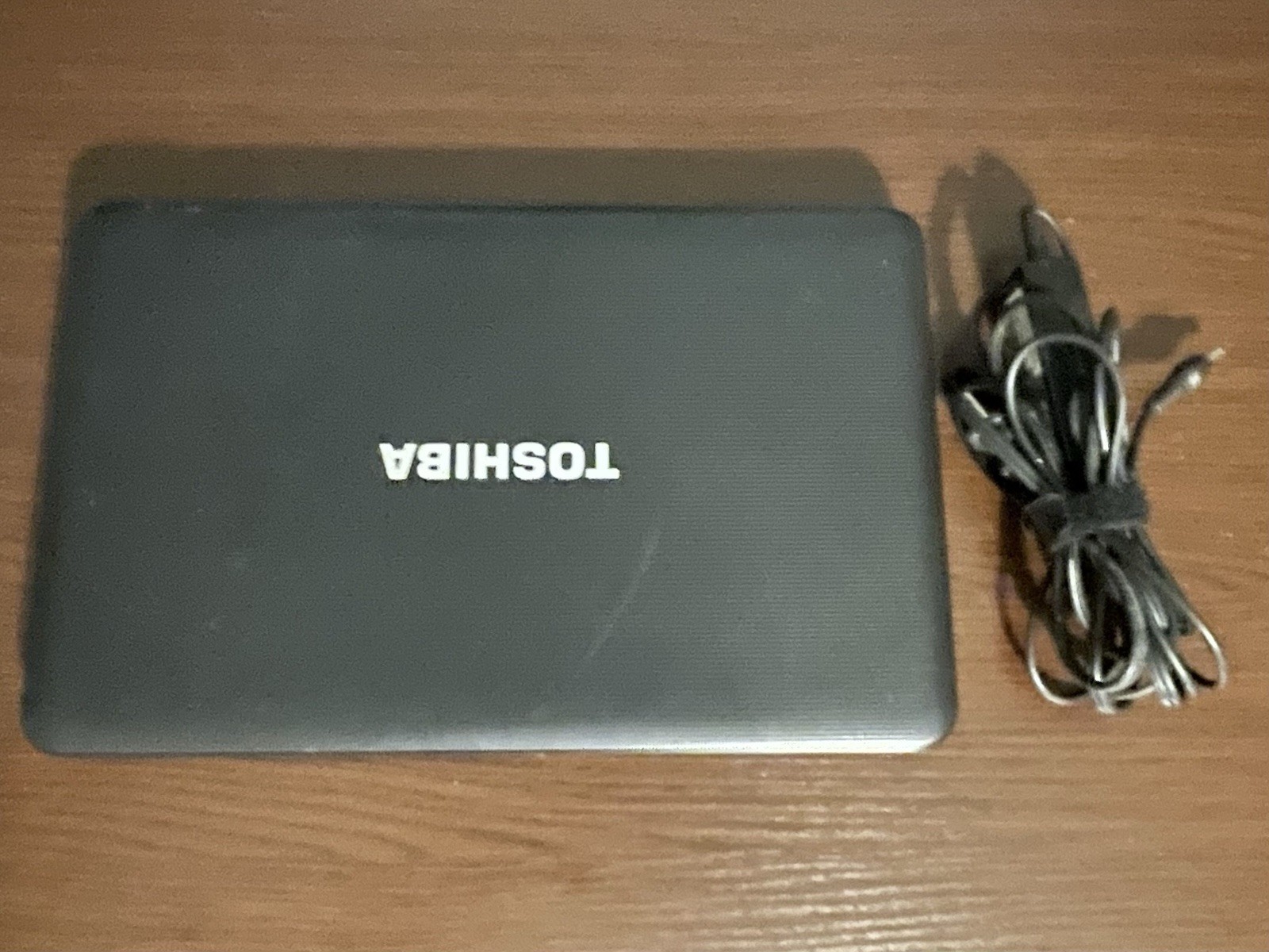 Toshiba Black Laptop for w/ Charger Power Adapter