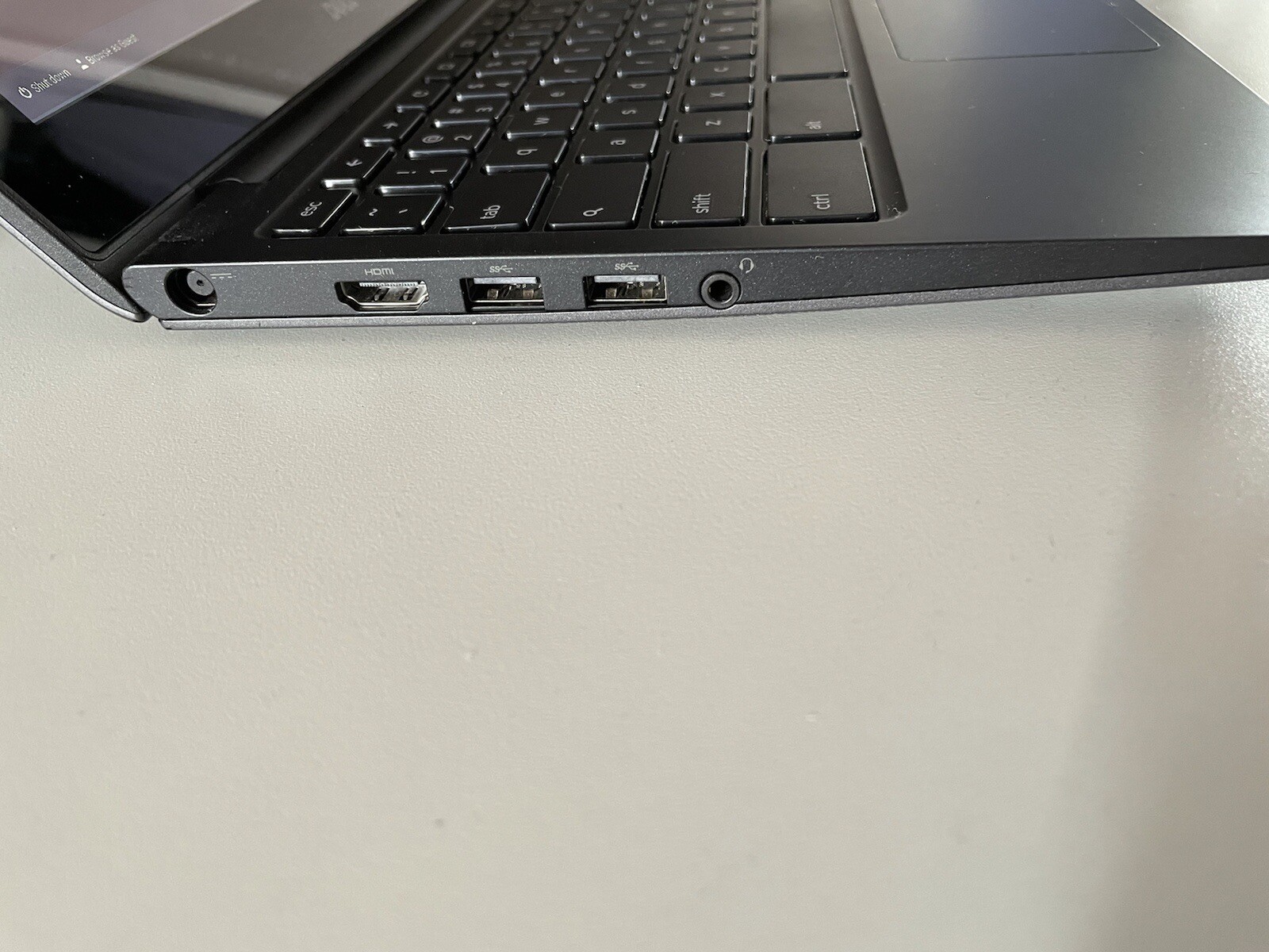 Dell CB1C13 11.6″ 4GB RAM 16GB SSD Chromebook – Black
