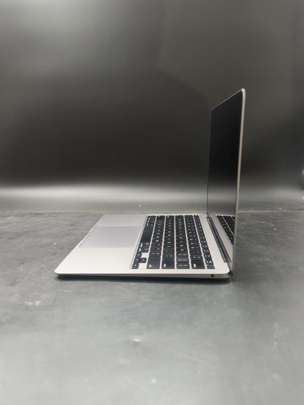 MacBook Air 9,1 A2179: i3 10th Gen: 8GB Ram: 256GB SSD: Sequoia OS: Tested