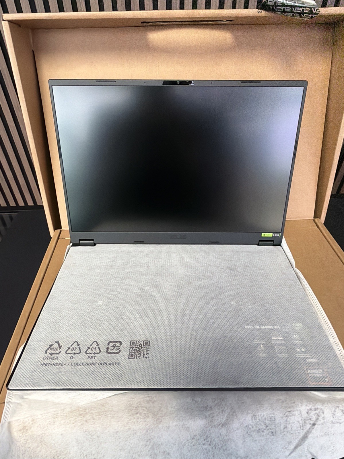 ASUS TUF Gaming A14 FA401KM-RG003W AMD Ryzen AI 7 16GB 1TB SSD RTX 5060 14″ W11H