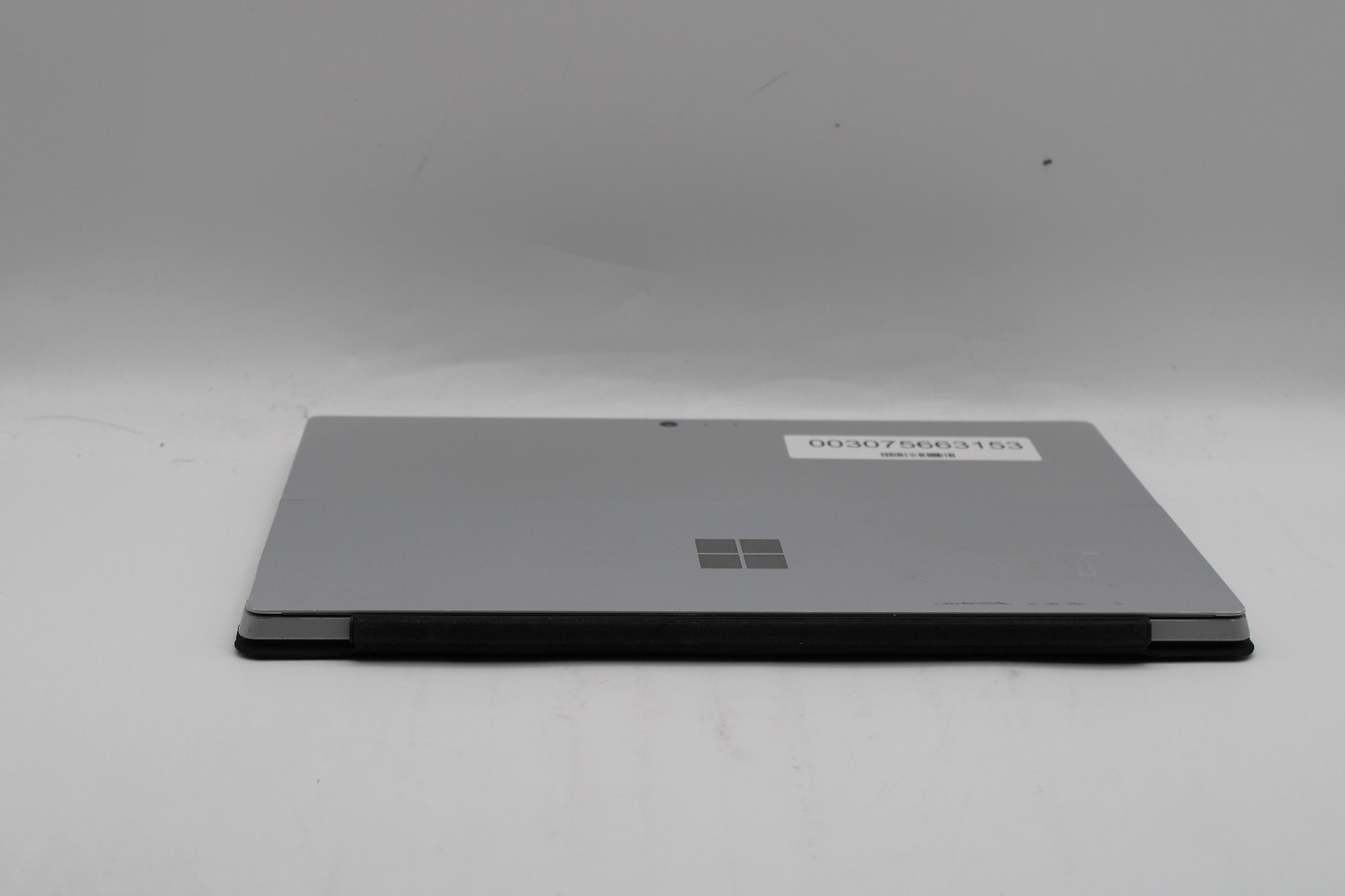 Microsoft Surface Pro 4 1724 i5-6300U @ 2.4 GHz 4GB RAM 128GB SSD No OS