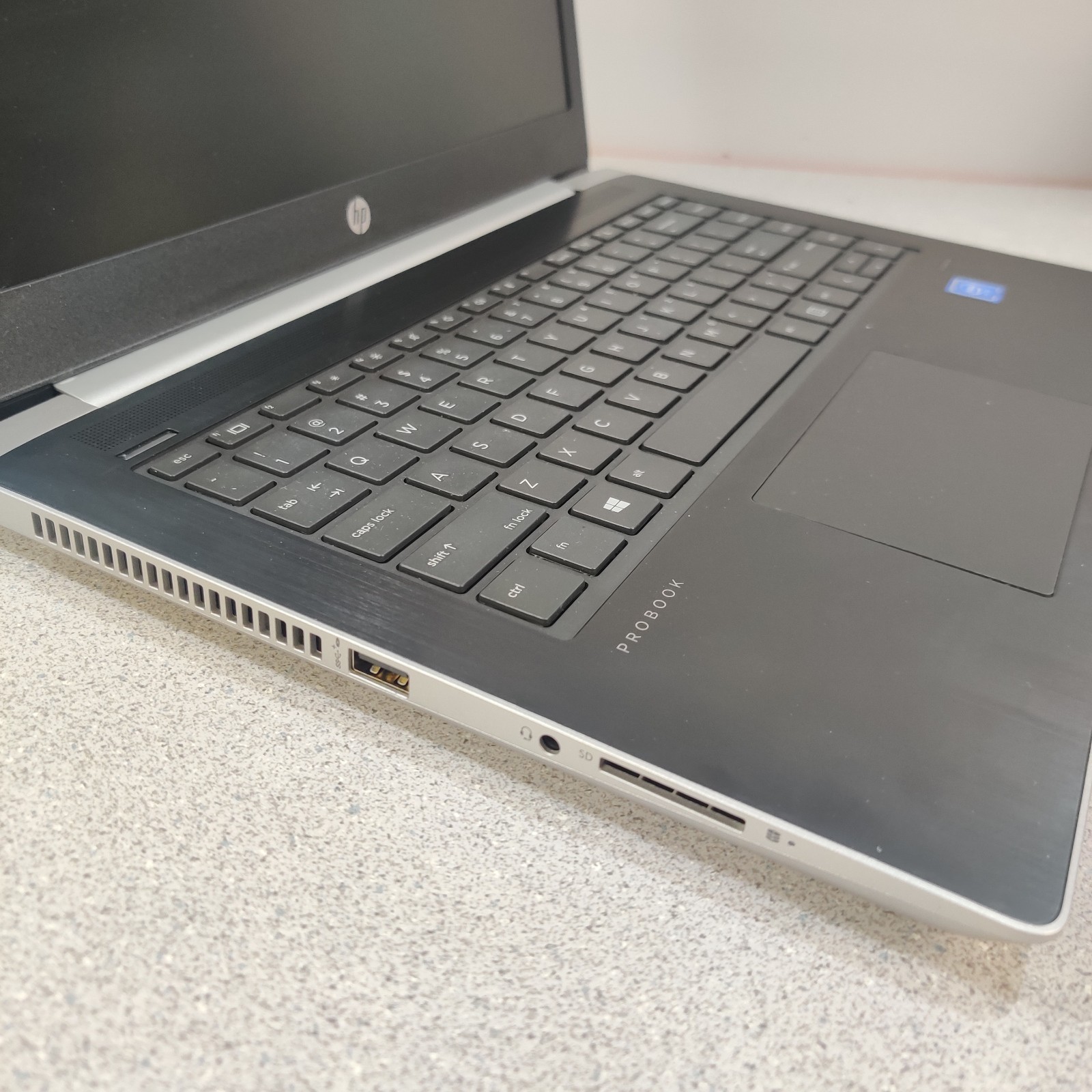 HP mt21 Mobile Thin Client-Celeron 3867U 4GB RAM NO HDD/OS/AC FOR PARTS BAD LCD
