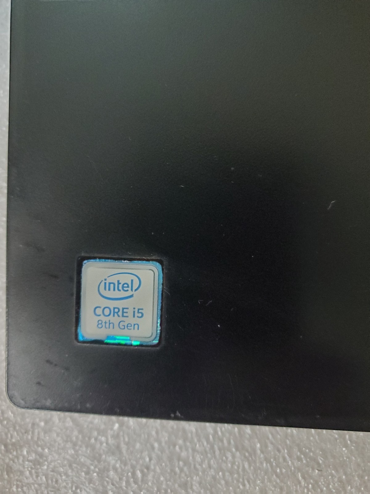 Lenovo ThinkPad E590 Core i5-8265U@1.60GHz, 4GB RAM ,NO SSD/ HD ,FOR PARTS