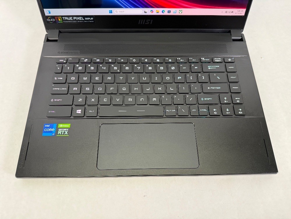 MSI Creator 15 Professional 15.6″ OLED Laptop (A11UE-491)