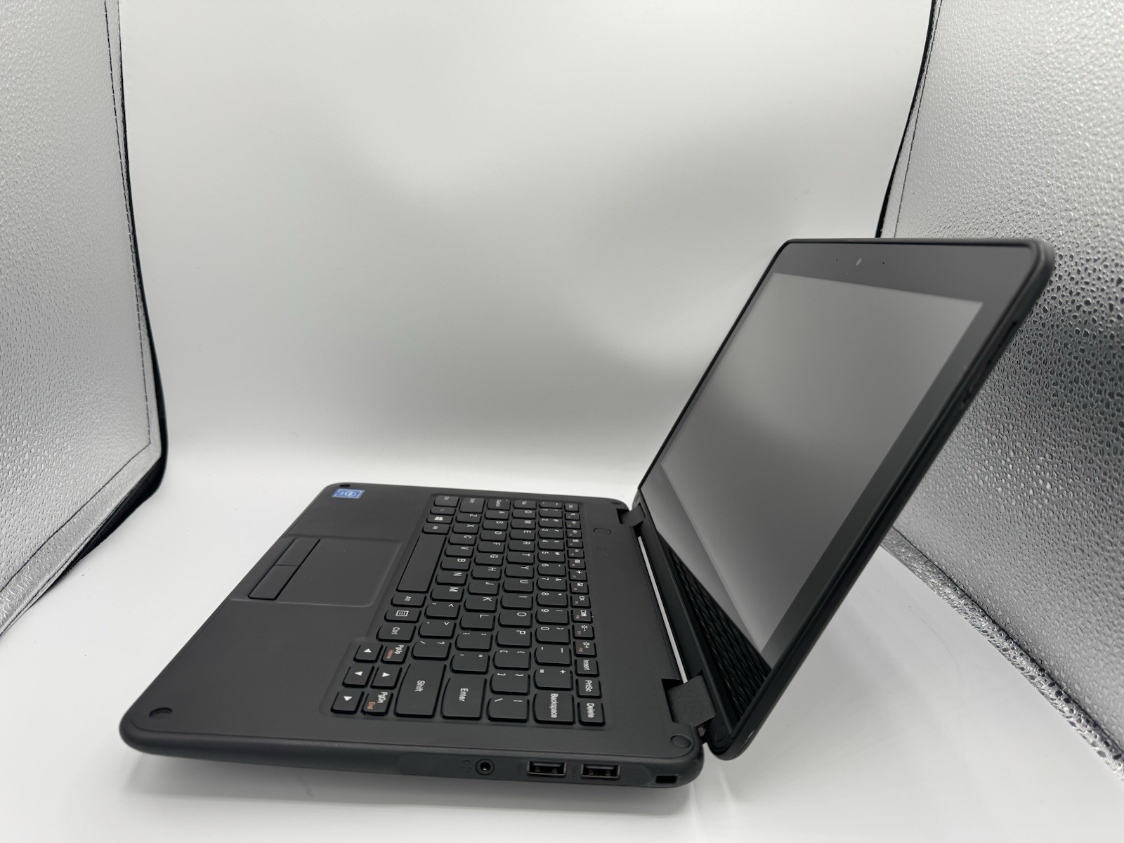 Lenovo 300e 11.6″ 2in1 Laptop Intel Celeron 1.6GHz 4GB RAM 64GB eMMC Windows 11