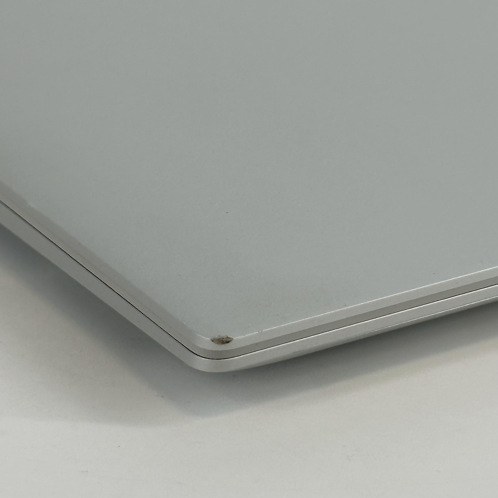 Dell XPS 14 9440 FHD+ 1.4 GHz Ultra 7 155H 32GB 1TB SSD RTX 4050 Excellent