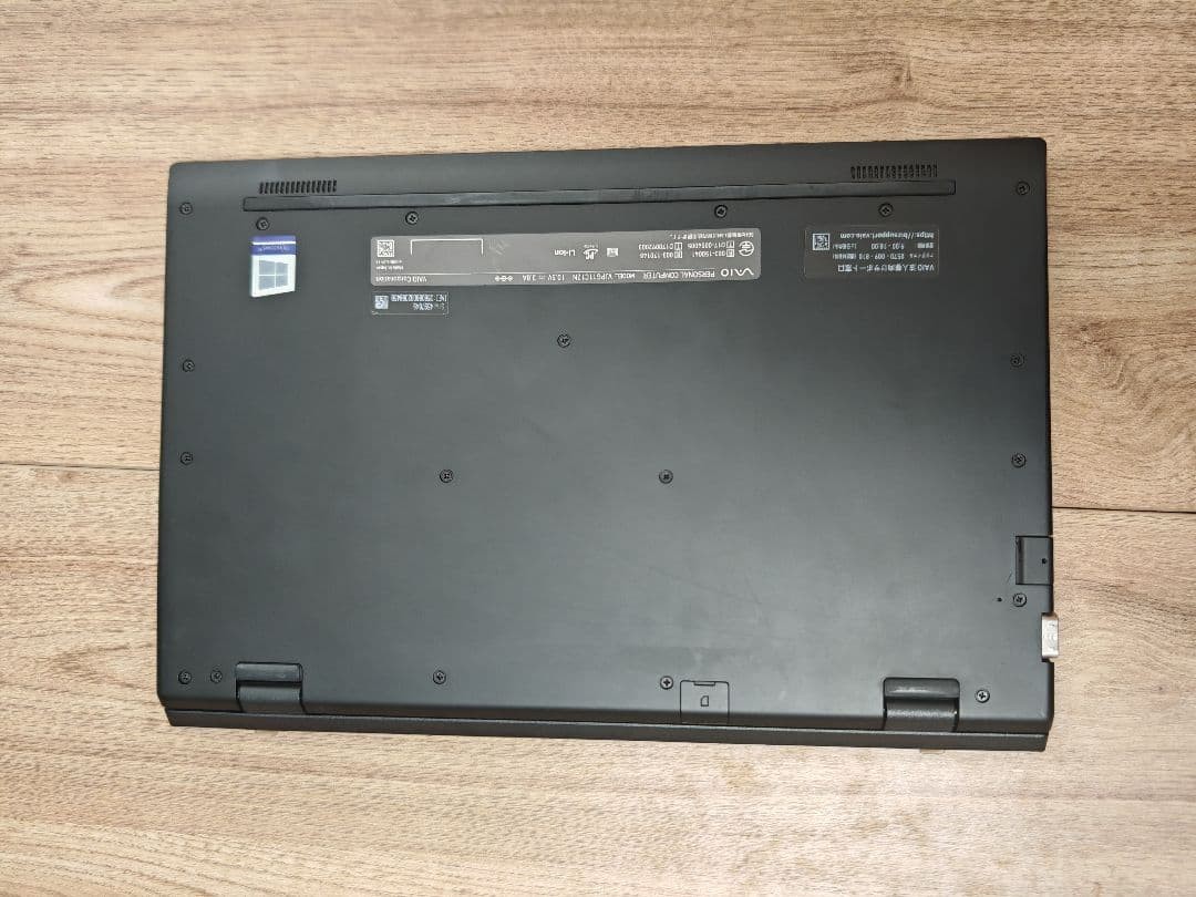 Sony VAIO VJPG11C12N LTE i5-8250U 8GB 256GB SSD 13.3″ Win11 Pro Working Japan